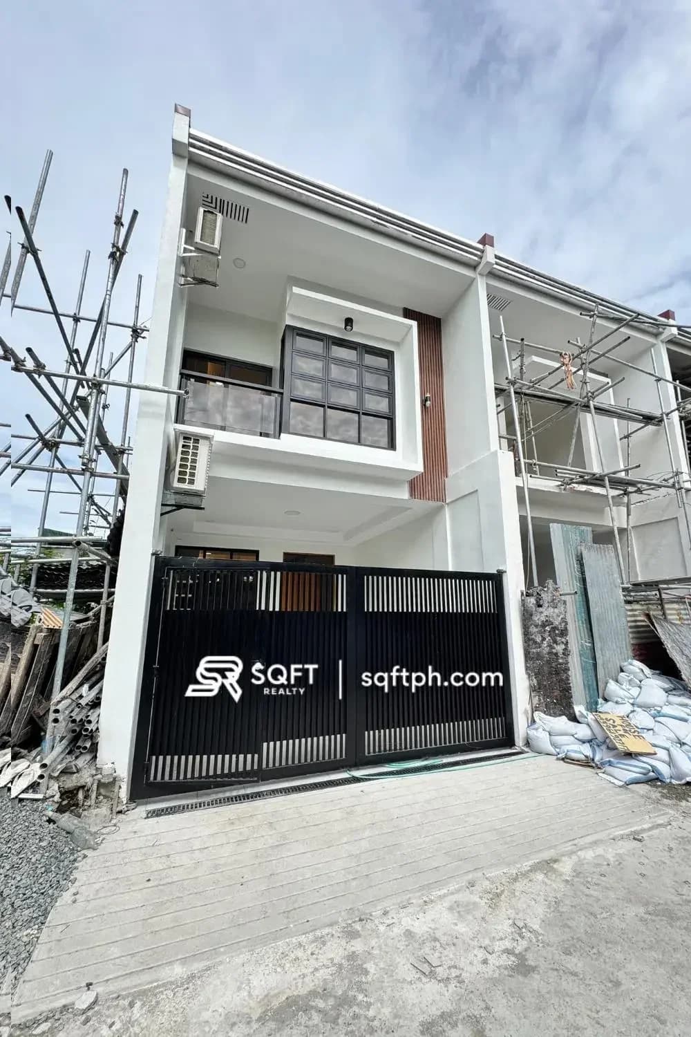 Sophisticated Brand New 4-Bedroom Townhouse For Sale in Sun Valley Parañaque City
