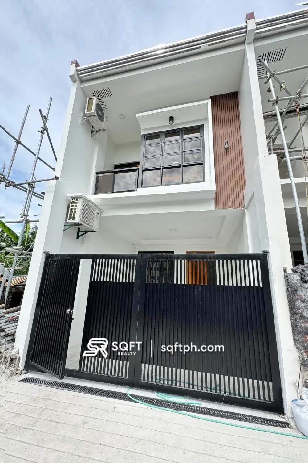 Sophisticated Brand New 4-Bedroom Townhouse For Sale in Sun Valley Parañaque City