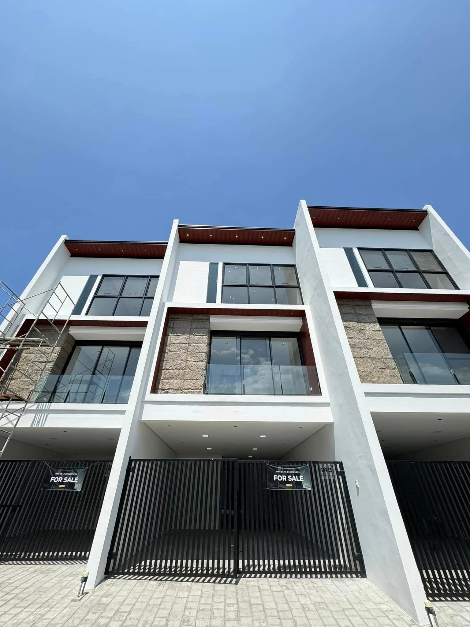 Brand New Stunning Townhouse For Sale in Multinational Village, Parañaque City ( Unit B )