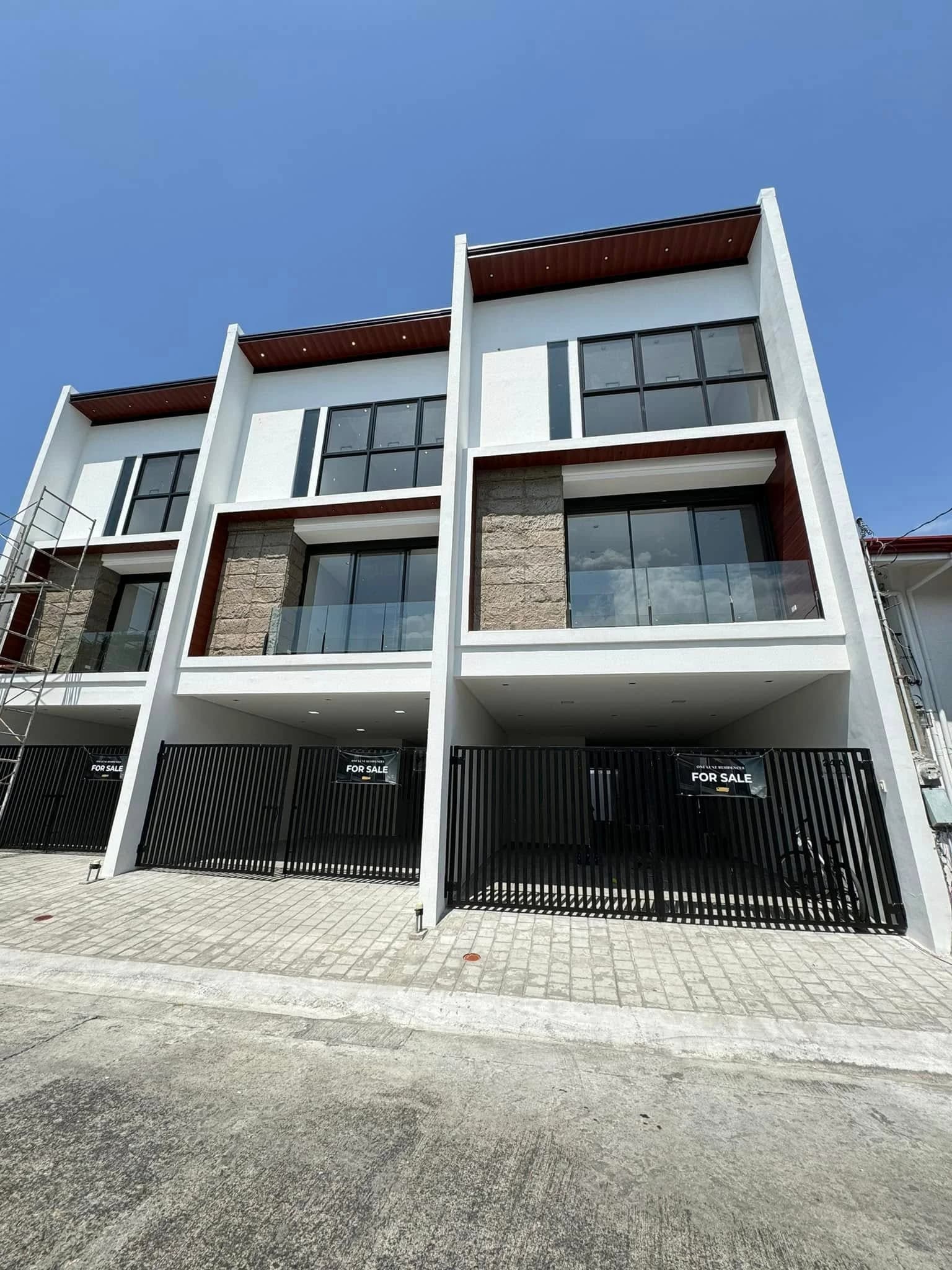 Brand New Stunning Townhouse For Sale in Multinational Village, Parañaque City ( Unit B )