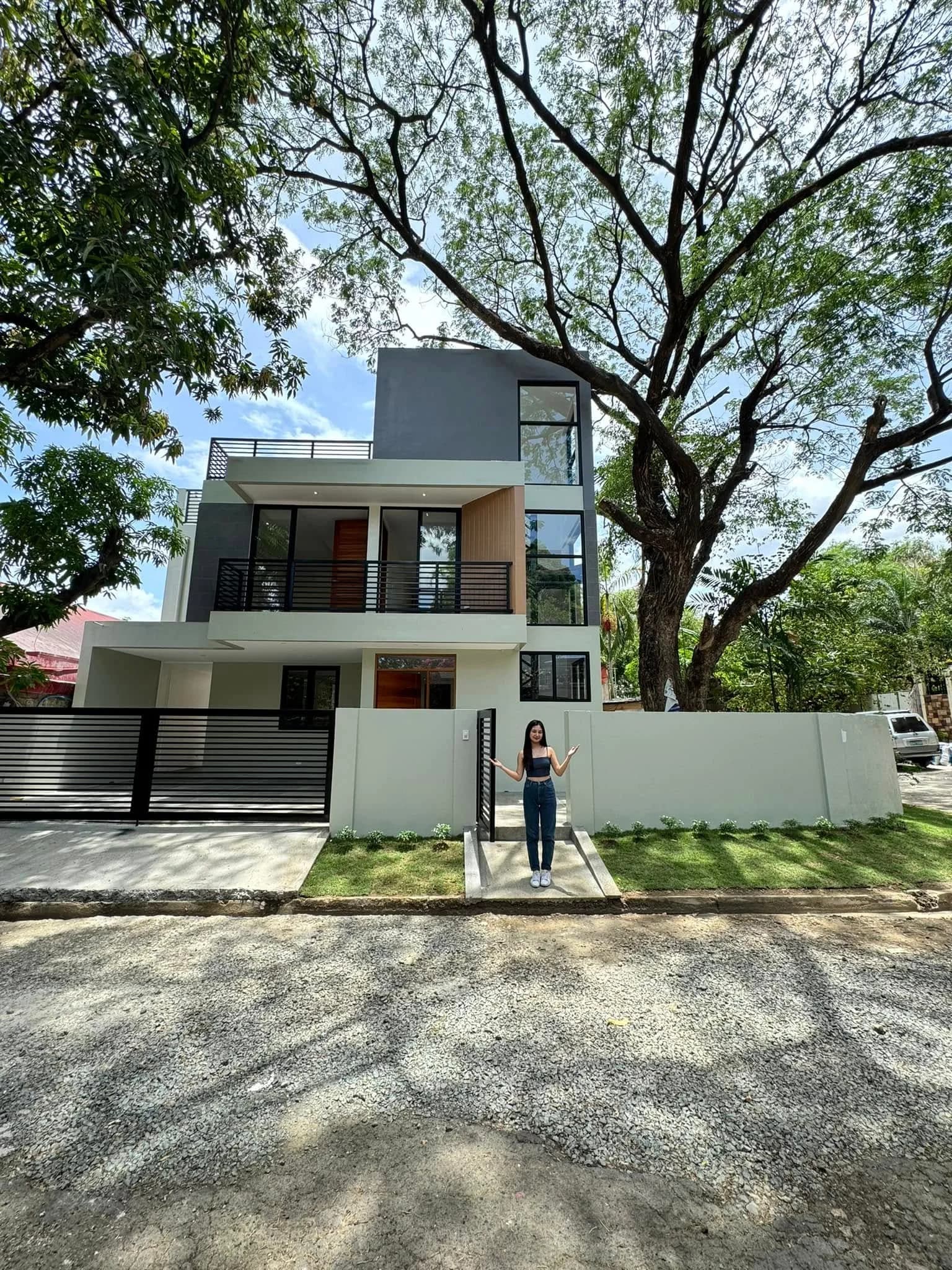 Brand New Modern Contemporary 3 Storey House and Lot For Sale in Brookside Hills, Cainta, Rizal