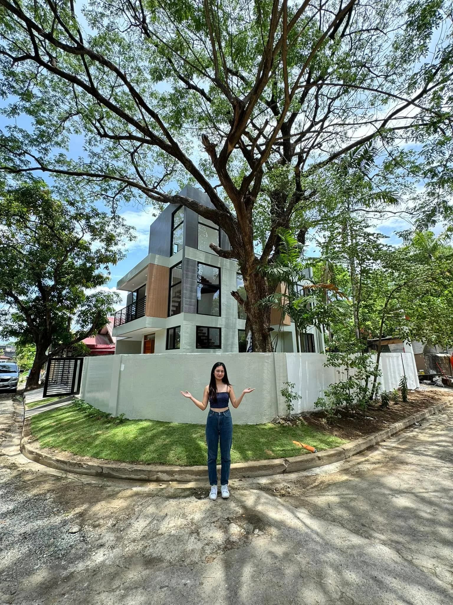 Brand New Modern Contemporary 3 Storey House and Lot For Sale in Brookside Hills, Cainta, Rizal