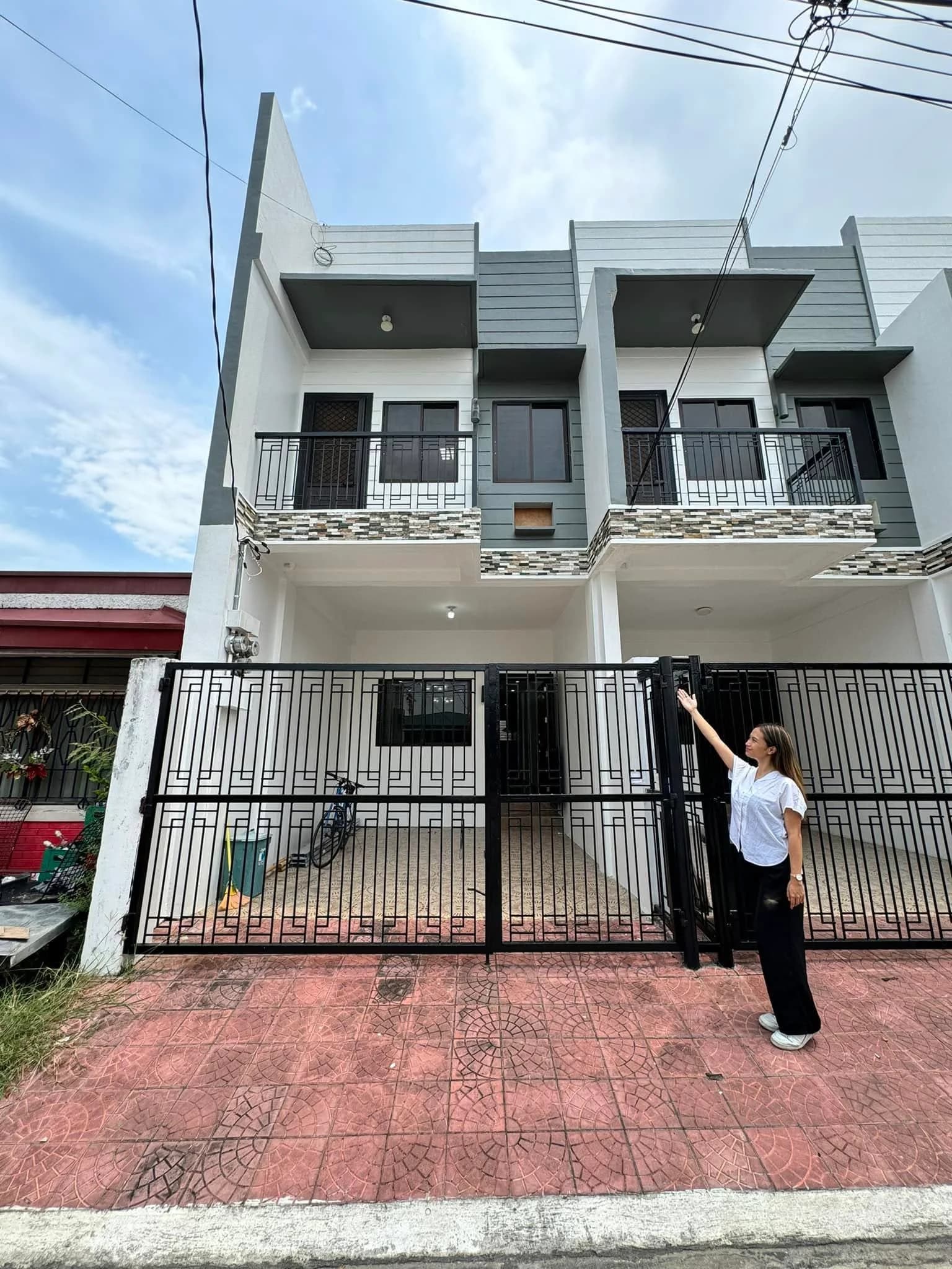 Newly Renovated 3 Bedroom Townhouse For Sale in Talon Dos, Las Piñas City
