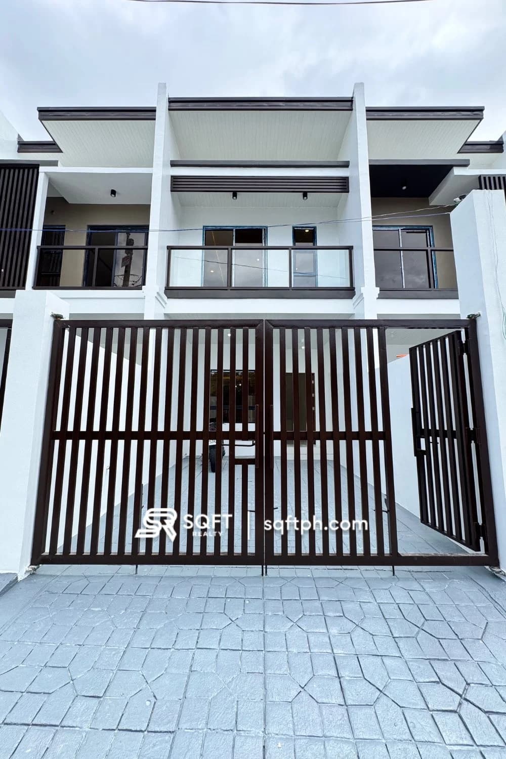 Brand New Modern Townhouse For Sale in Pilar Village, Las Piñas
