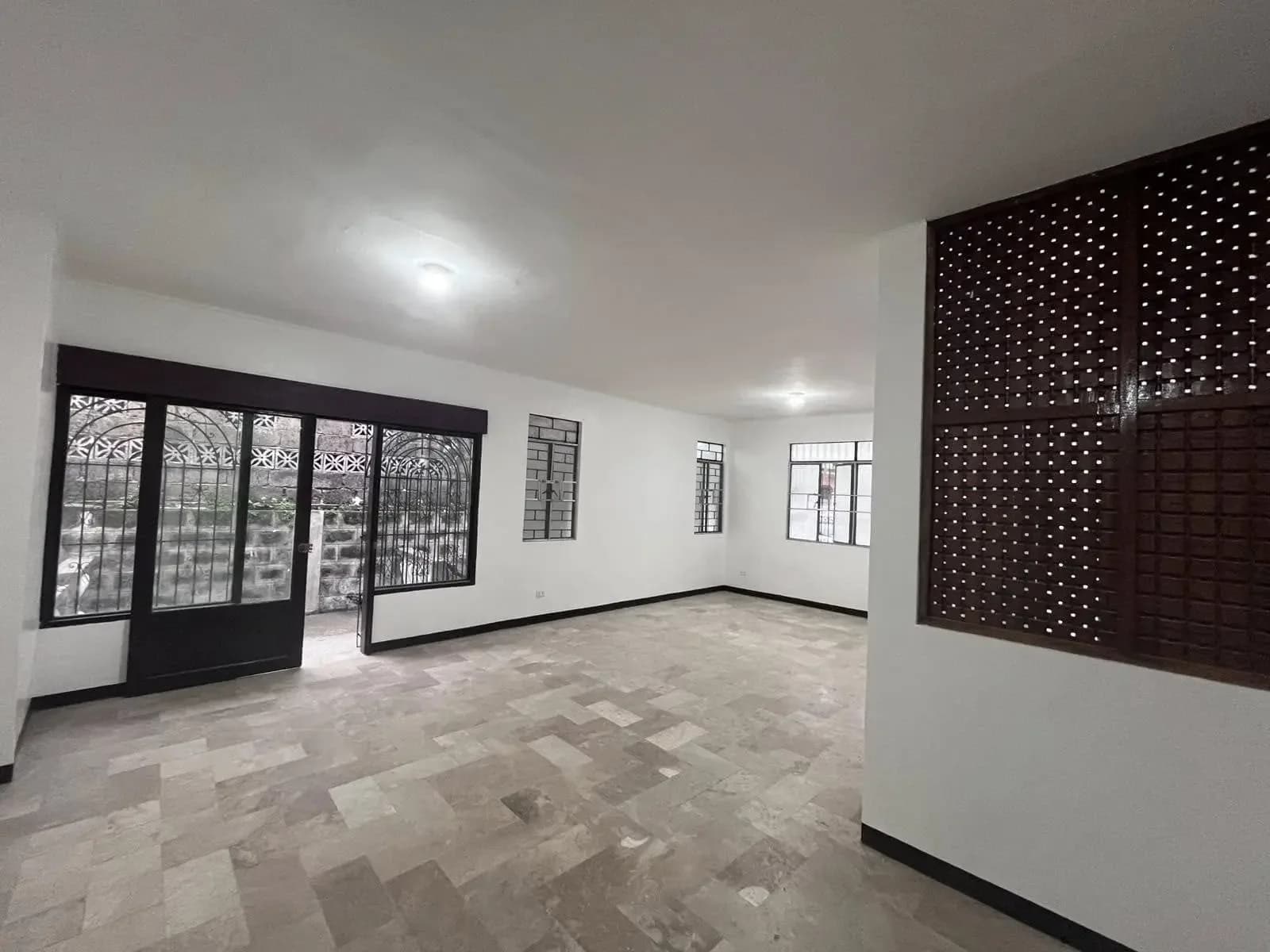 Bungalow House For Rent in Better Living, Parañaque