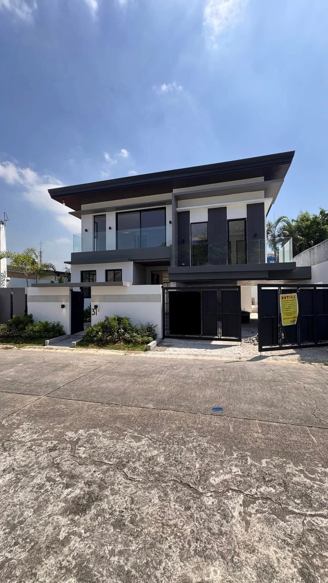 Brand New Elegant 5BR House For Sale in BF Homes, Parañaque City