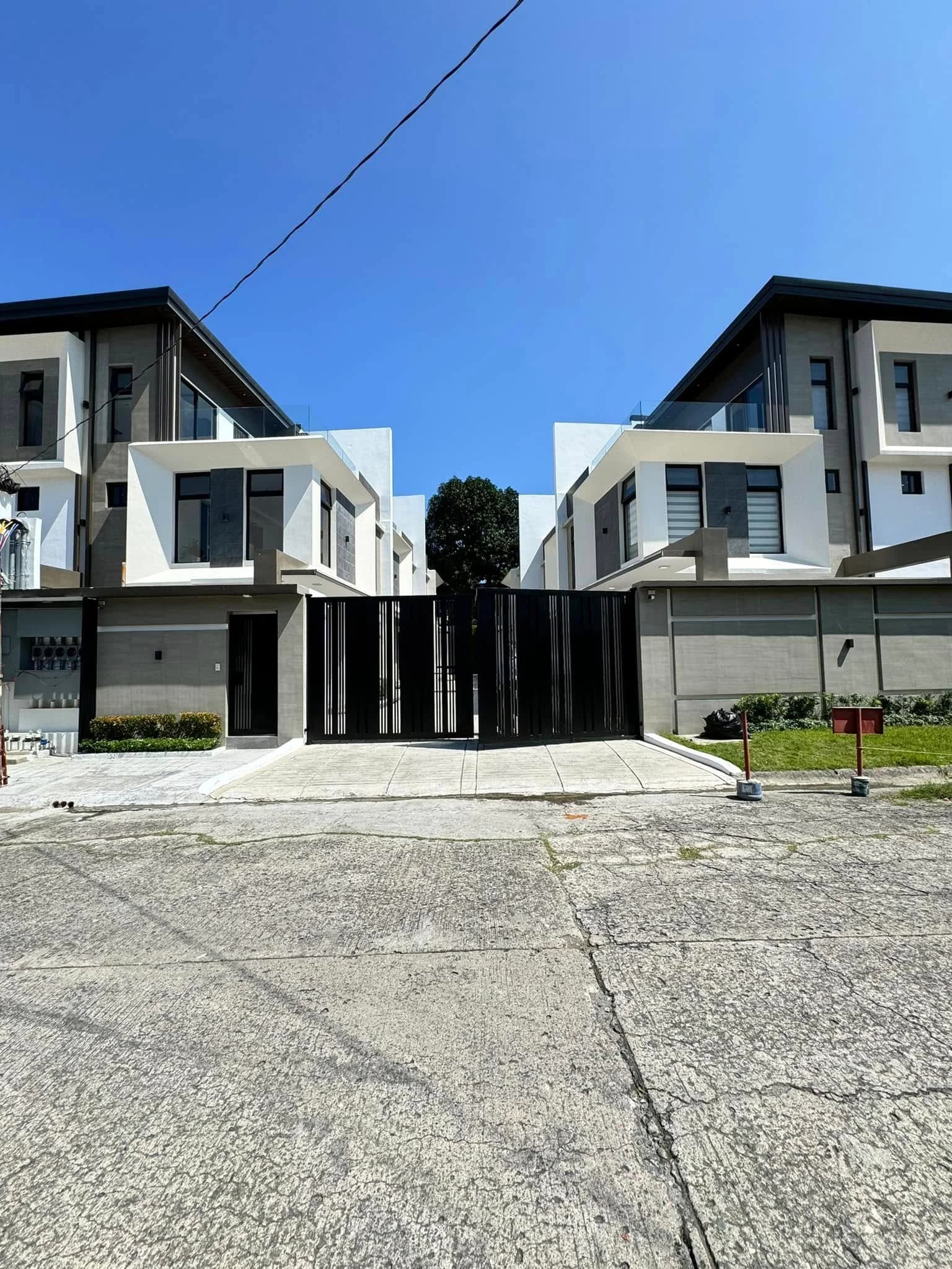 Brand New Elegant Townhomes ( Unit 6 ) For Sale in BF Homes, Paranaque City