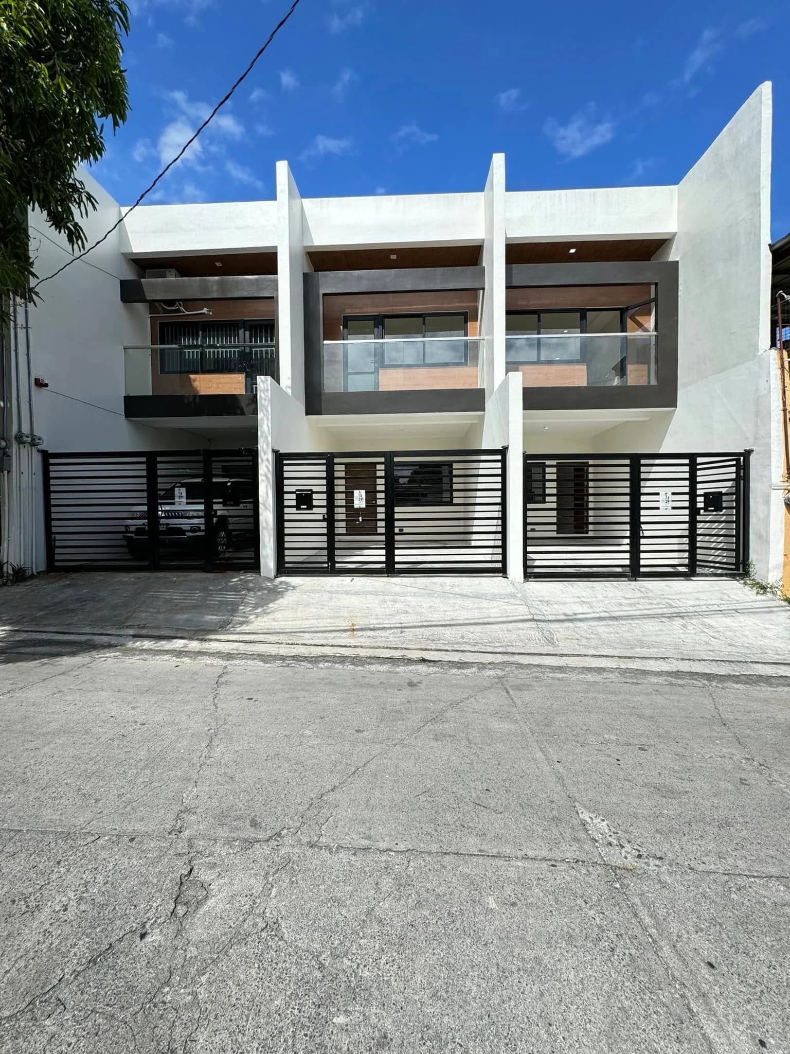 Brand New Modern 4BR Townhouse For Sale in Talon 5, Las Pinas City