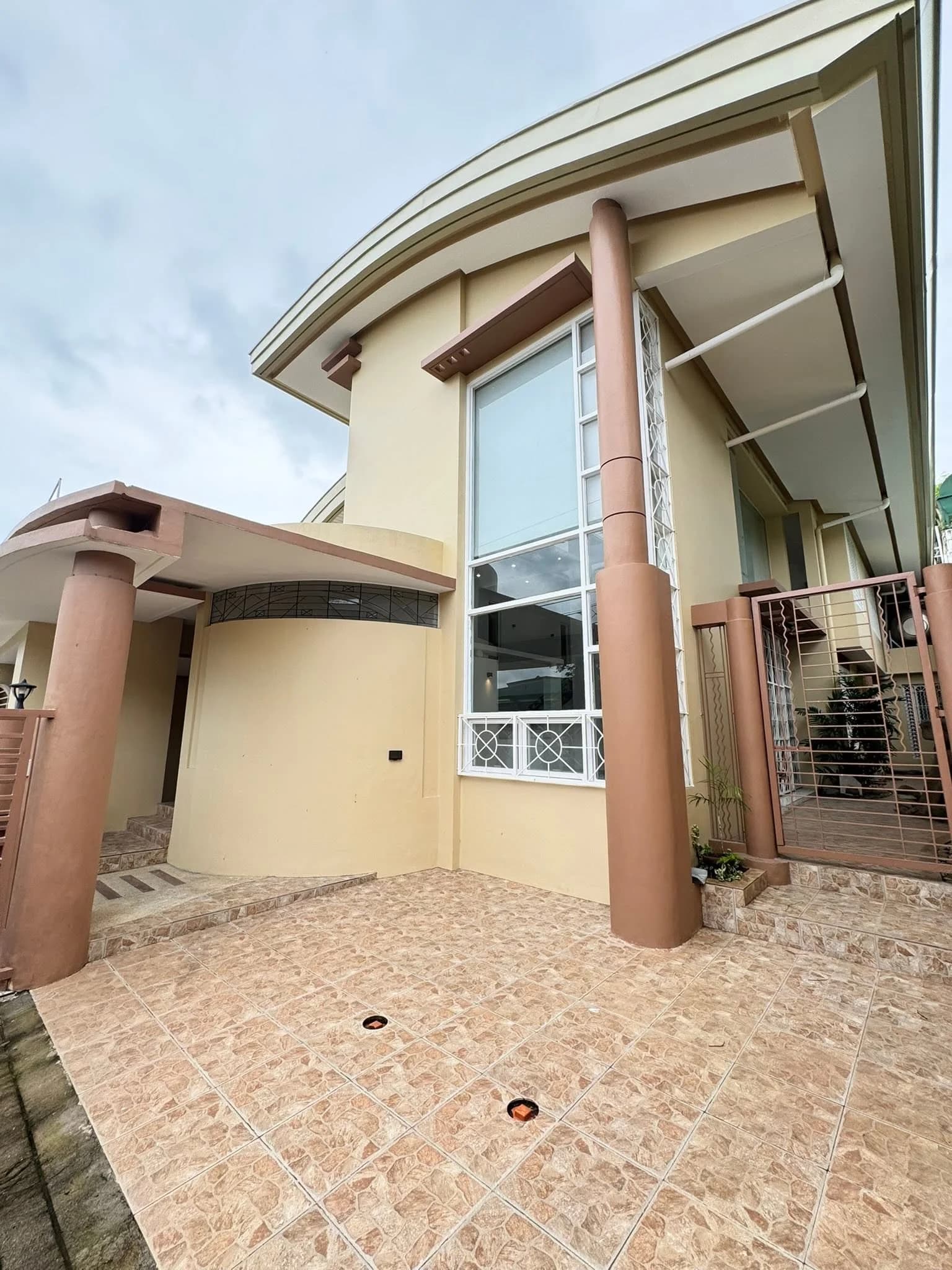 Pre-Owned House & Lot For Sale in Better Living, Parañaque City — Photo 5