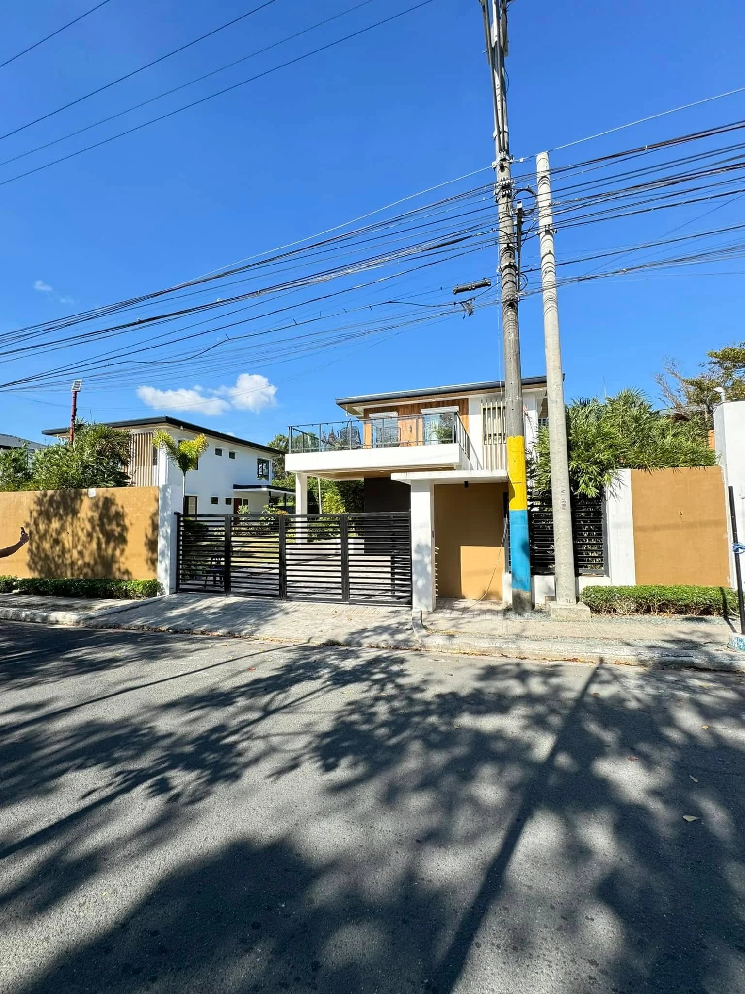 Pre-Selling Modern 5BR Single Detached House and Lot in Alabang, Muntinlupa City
