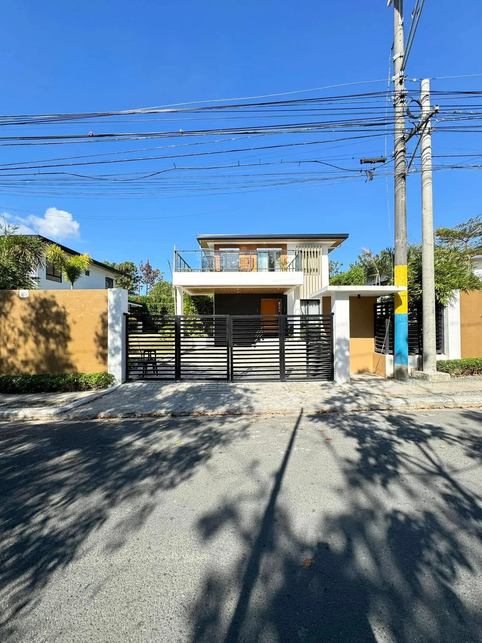 Pre-Selling Modern 5BR Single Detached House and Lot in Alabang, Muntinlupa City