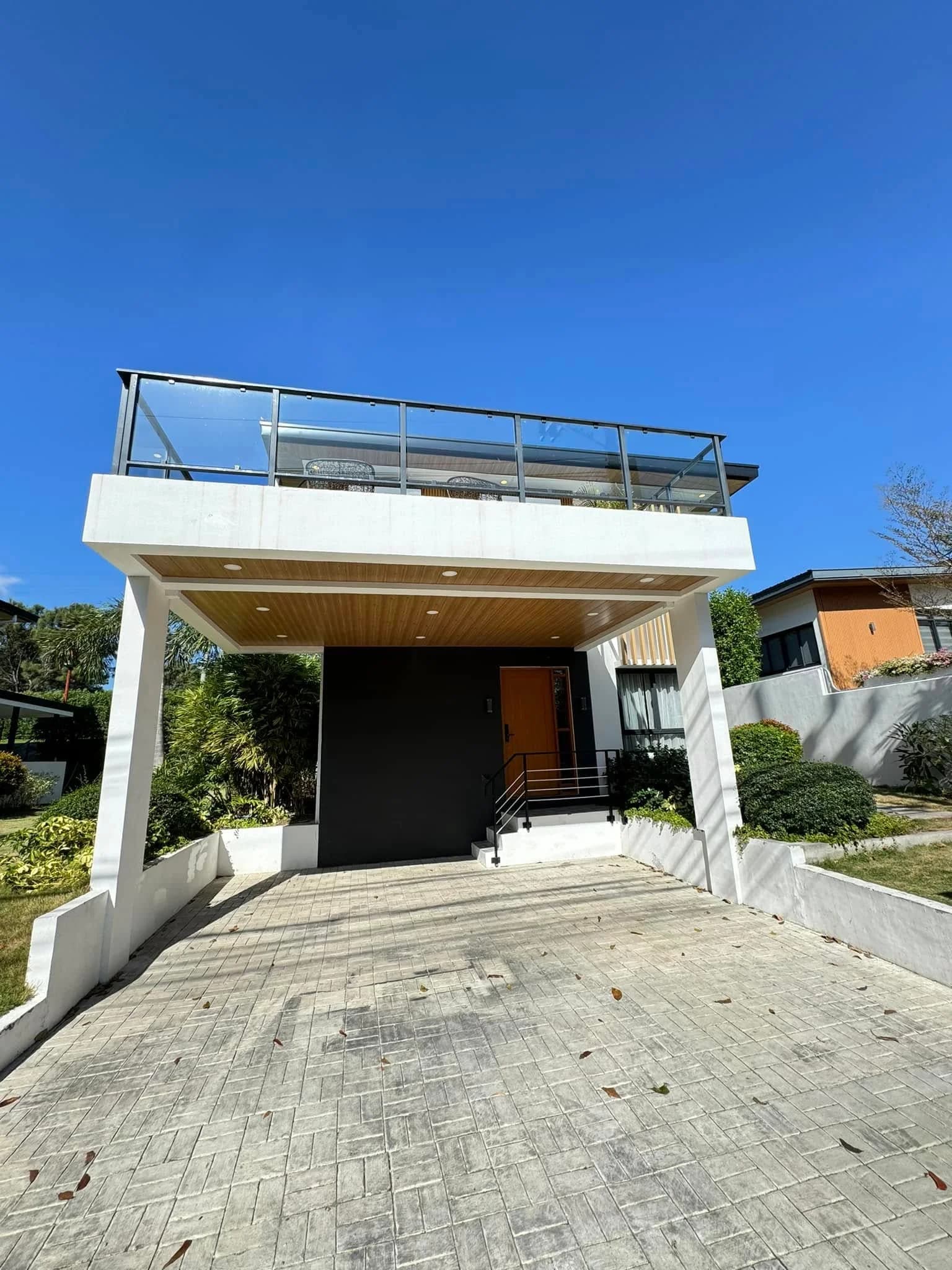 Pre-Selling Modern 5BR Single Detached House and Lot in Alabang, Muntinlupa City