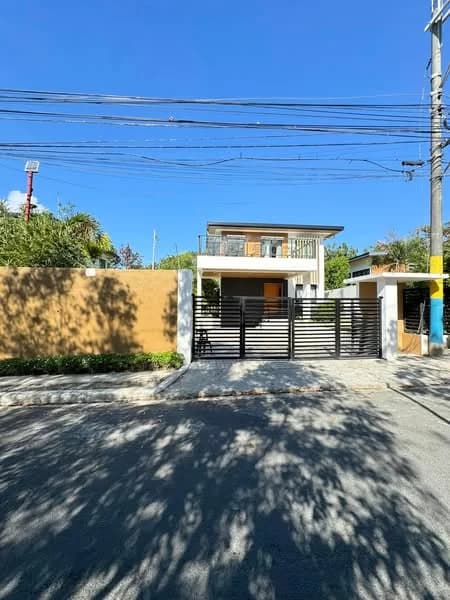 Pre-Selling Modern 5BR Single Detached House and Lot in Alabang, Muntinlupa City