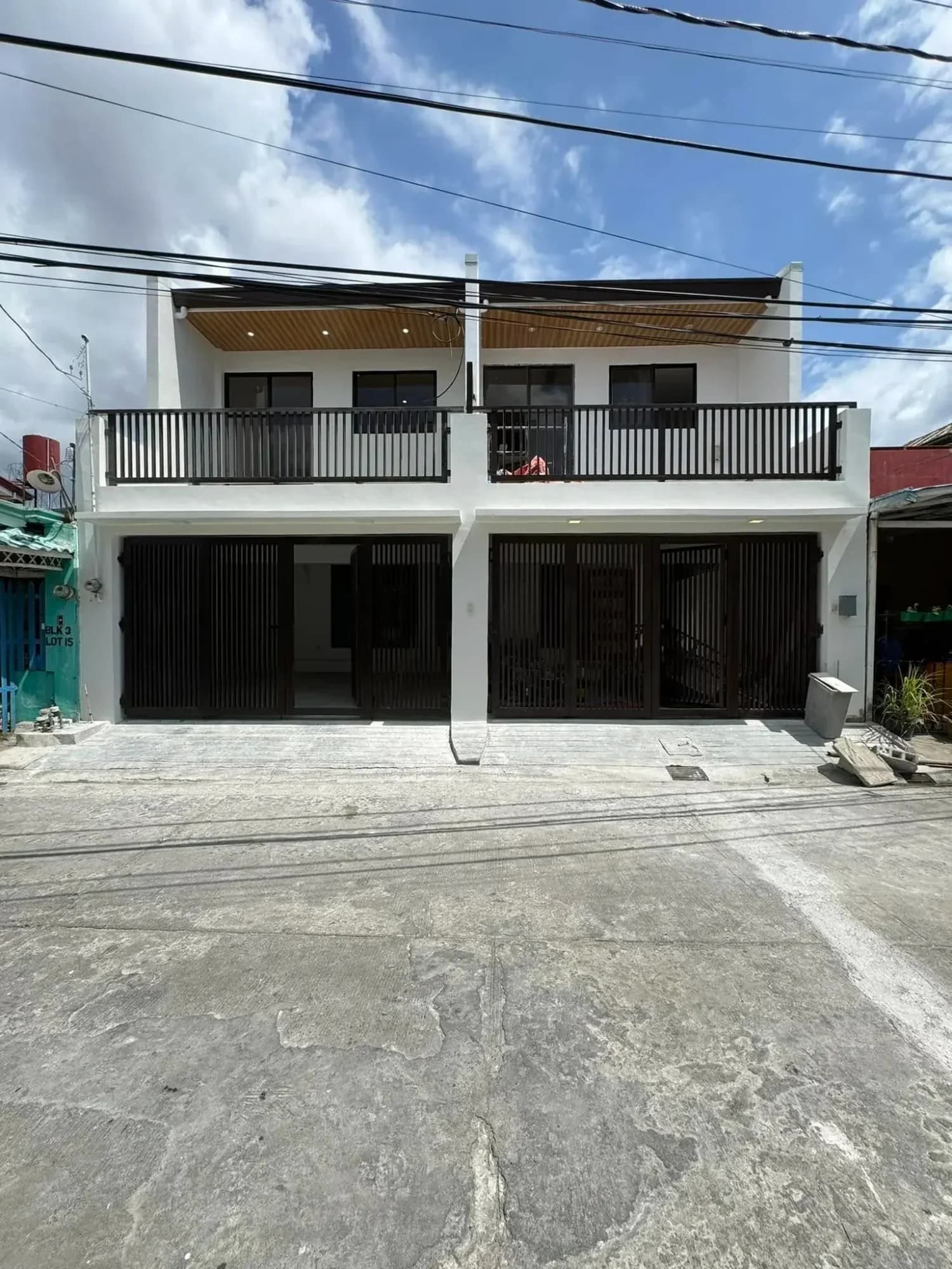 Brand New Modern Duplex in Pulang Lupa Dos, Las Piñas City
