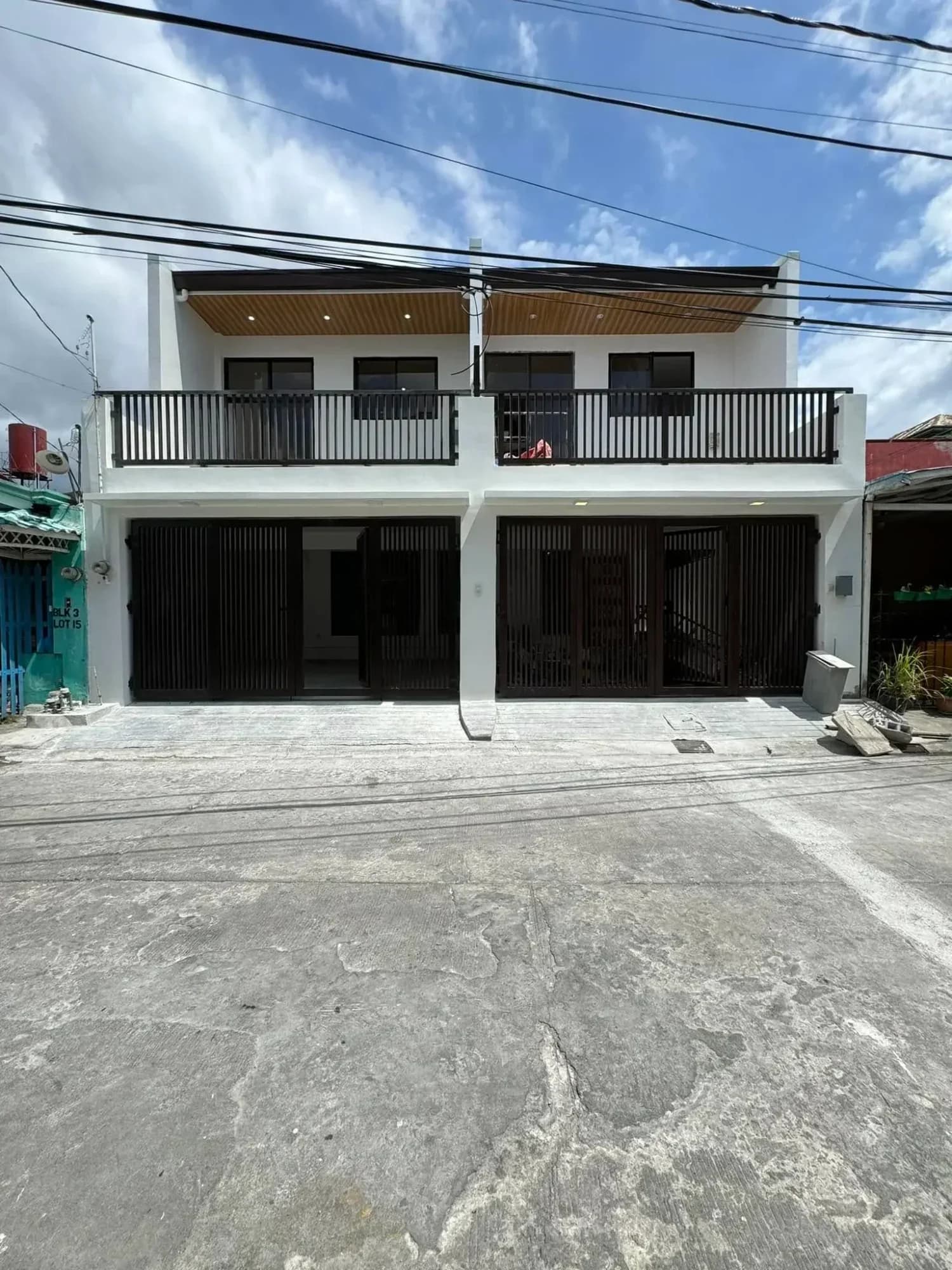 Brand New Modern Duplex in Pulang Lupa Dos, Las Piñas City
