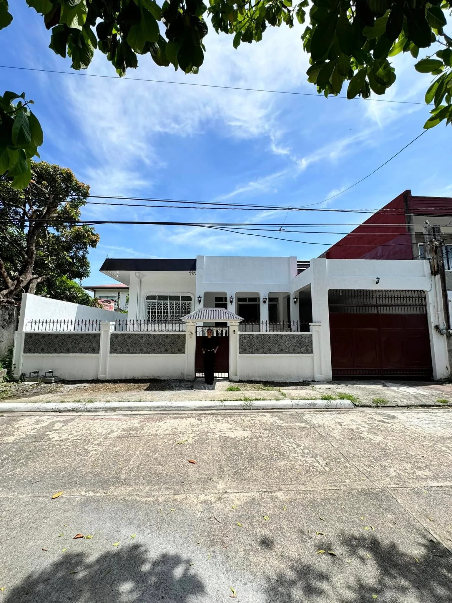 Newly Renovated 5BR House For Sale in Marcelo Green Village, Parañaque City