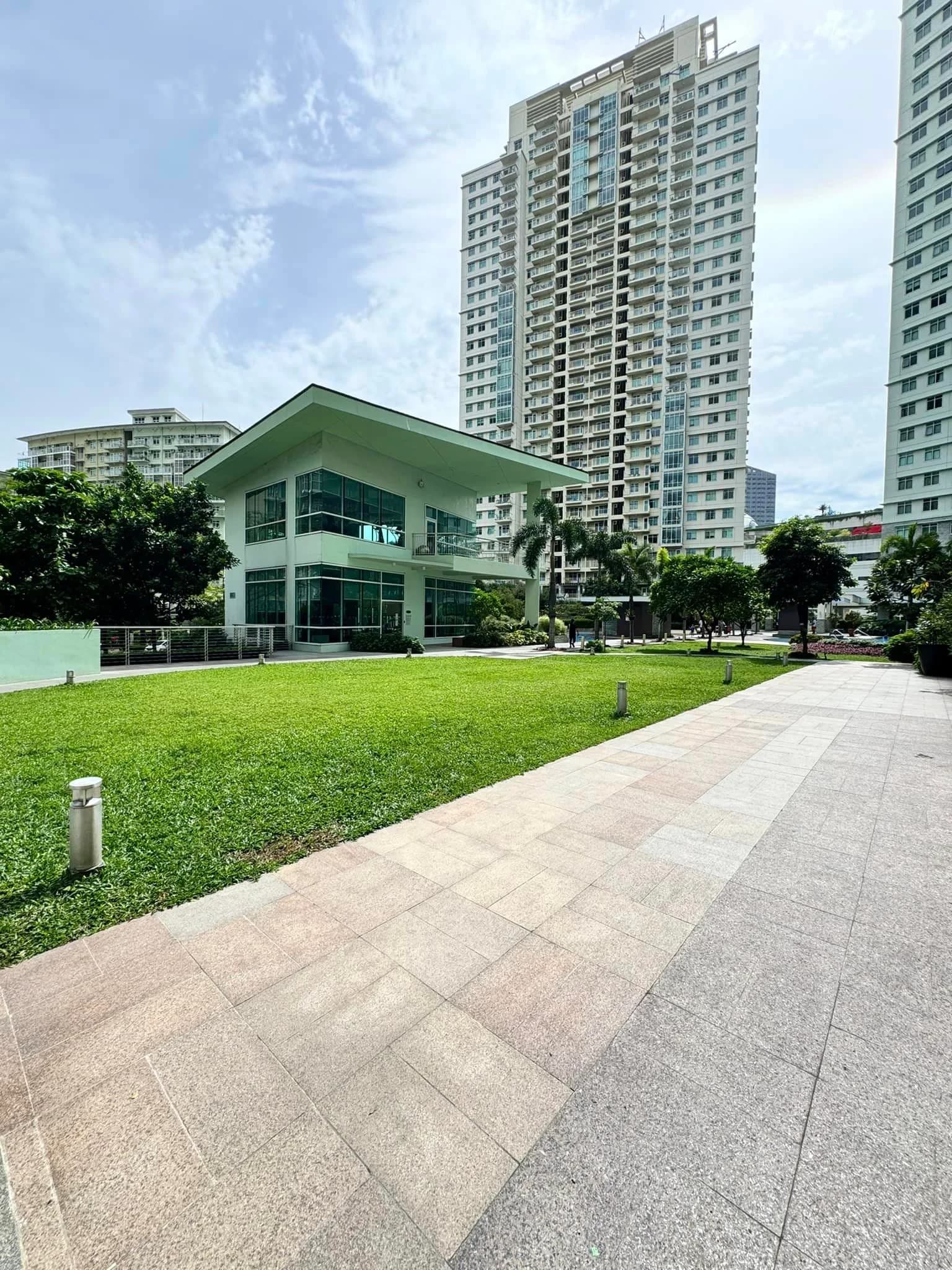 Furnished 1BR Condo For Rent at The Aston, Two Serendra, BGC, Taguig