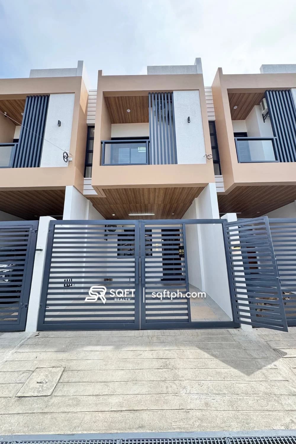 Brand New Modern Townhouse For Sale In Moonwalk Village, Las Piñas City