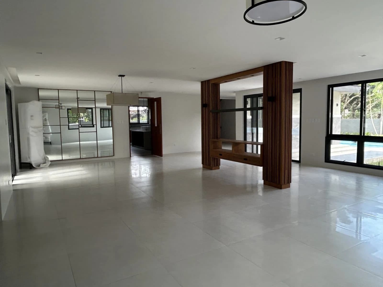 Modern House and Lot For Lease in Ayala Alabang Village, Muntinlupa City