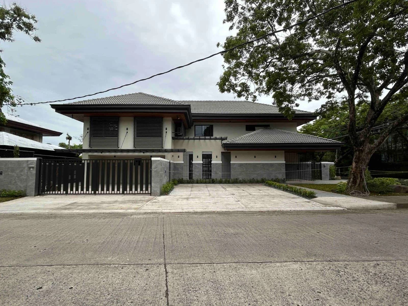 Modern House and Lot For Lease in Ayala Alabang Village, Muntinlupa City