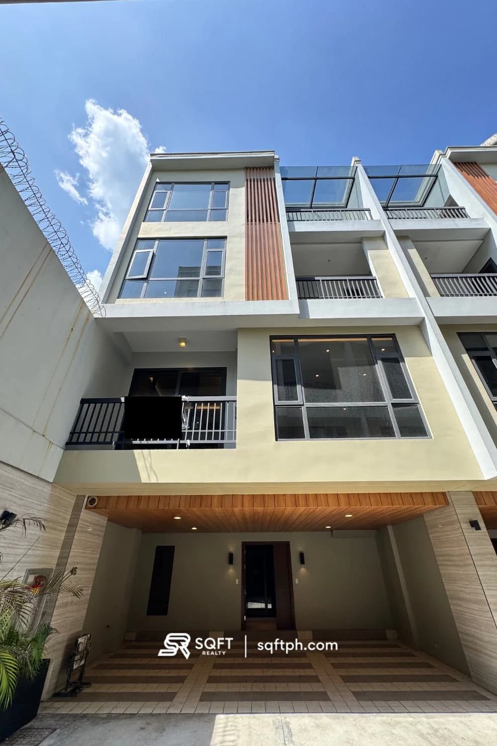 Brand New Elegant Townhouse For Sale In Tambo, Parañaque City