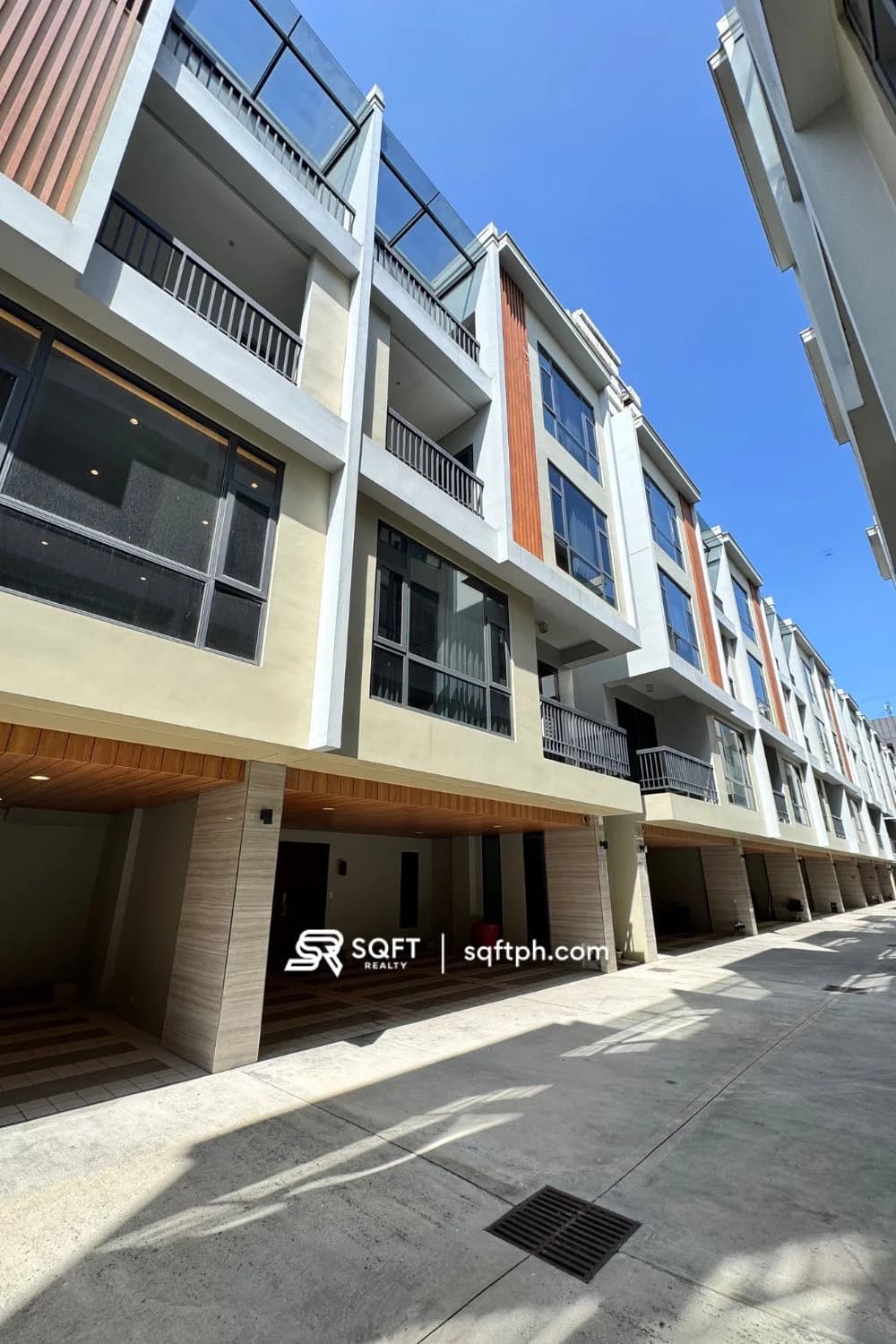 Brand New Elegant Townhouse For Sale In Tambo, Parañaque City