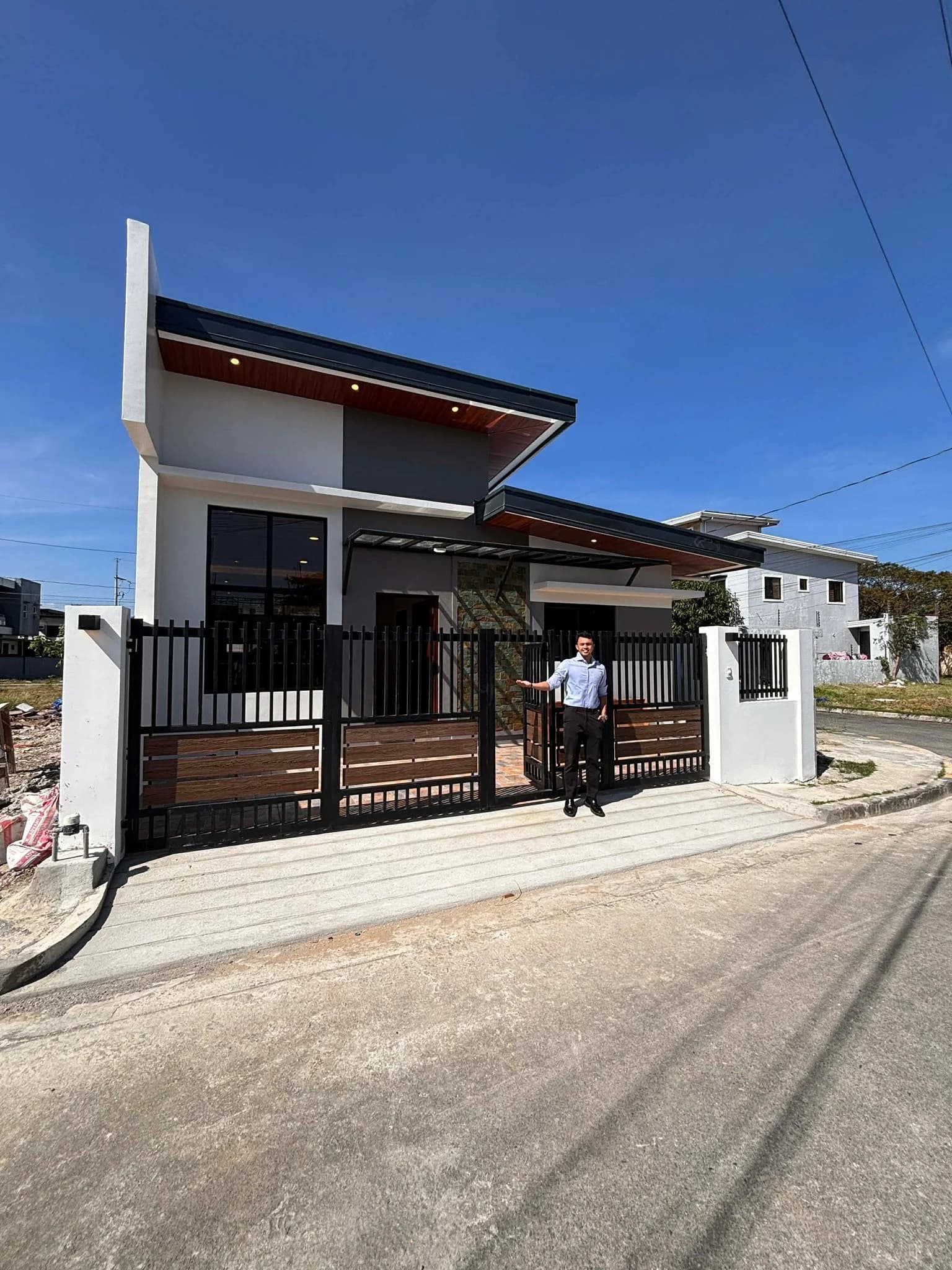 Newly Built Modern Minimalist Bungalow House For Sale in Bacoor, Cavite