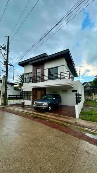 Upscale 4 Bedroom Home For Sale in Solen Residences, Greenfield City, Sta Rosa, Laguna — Photo 1