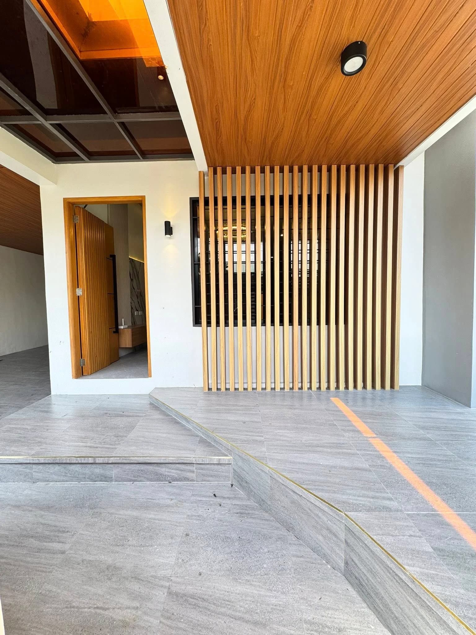 Brand New Elegant Bungalow House & Lot for Sale in BF Resort, Las Piñas City