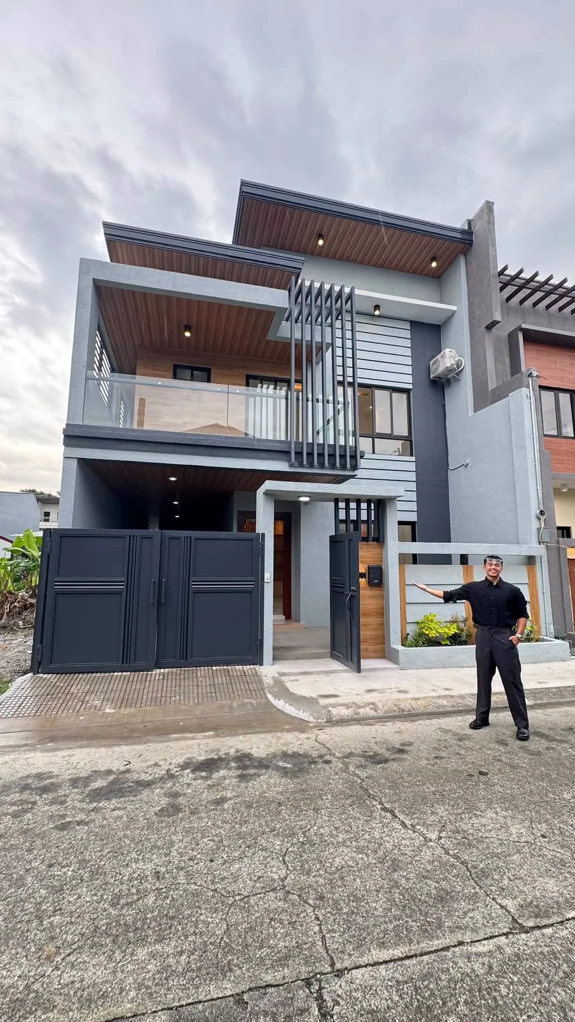 Brand New Modern 5BR House and Lot For Sale in Greenwoods Executive Village, Cainta, Rizal โ Photo 2