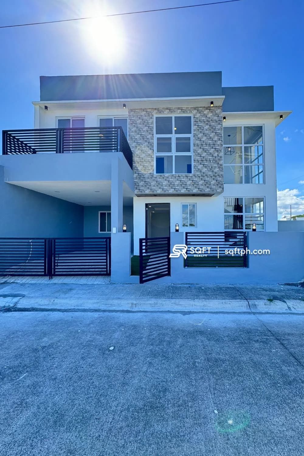 Brand New Elegant Single Attached House and Lot ( Corner Lot ) For Sale in ETON City Santa Rosa Laguna