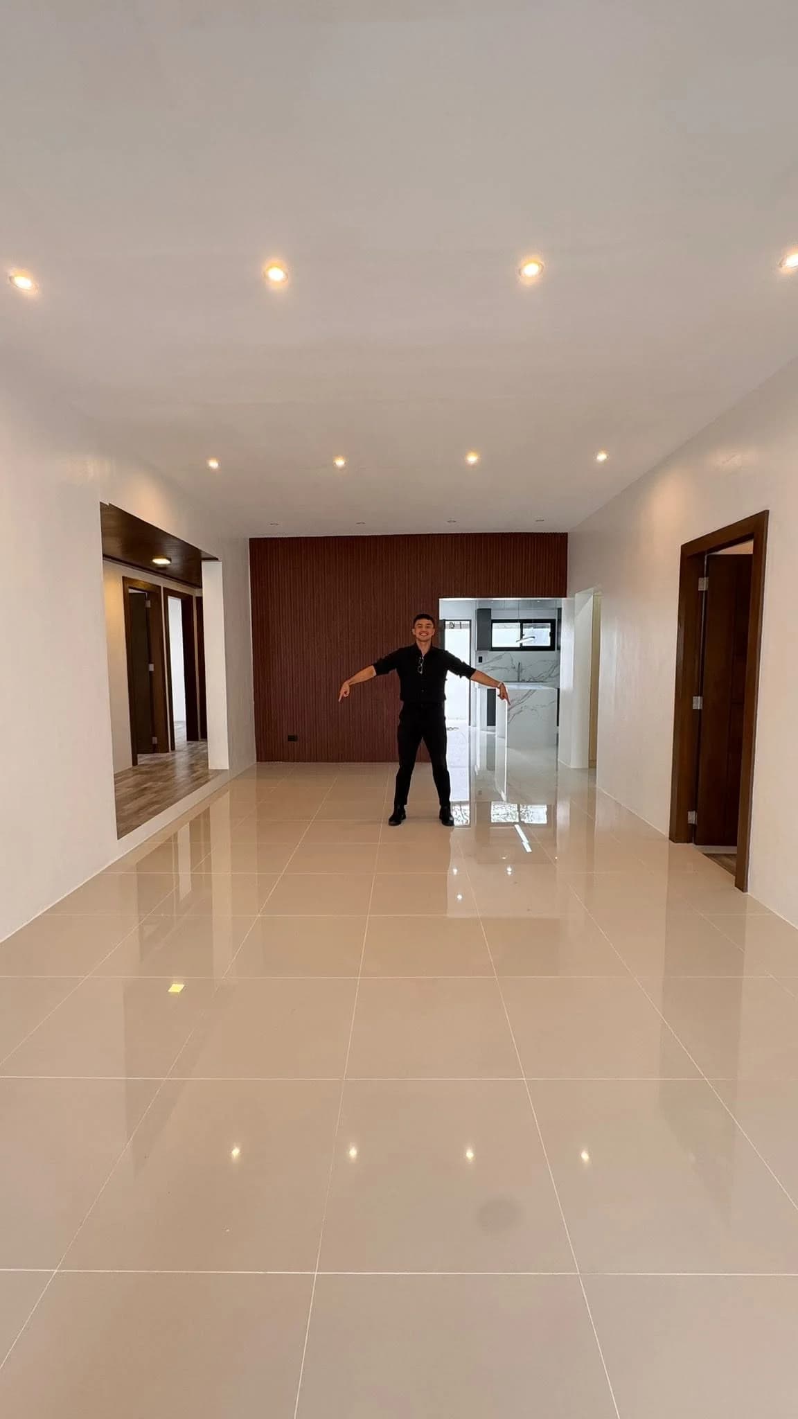Modern Elegant 5BR Bungalow Home For Sale In BF Homes, Parañaque