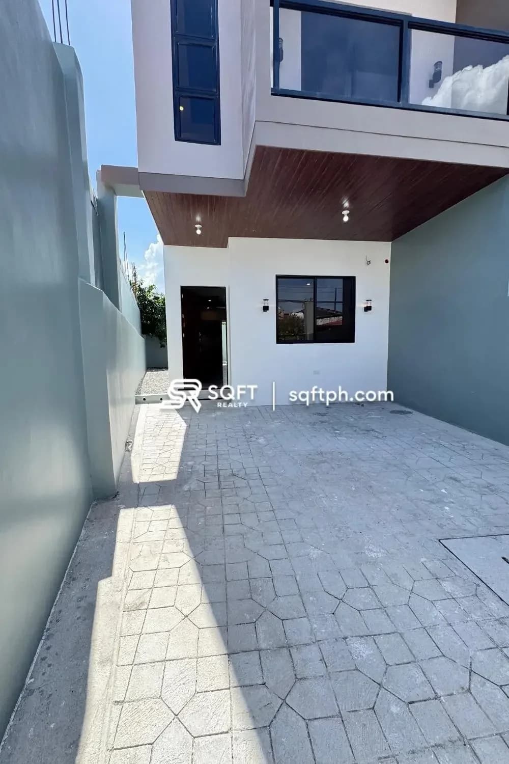Brand New Modern Townhouse For Sale In Talon 5 Las Pinas City