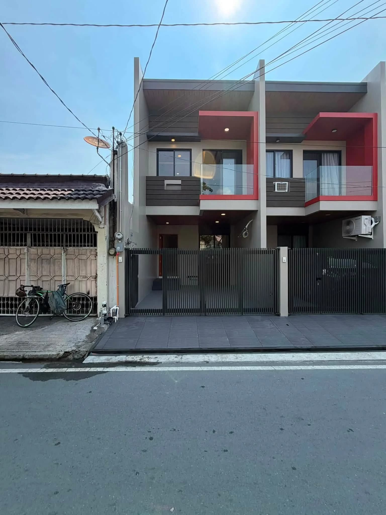Brand New 4BR Townhouse For Sale in Doña Manuela, Las Piñas City — Photo 3