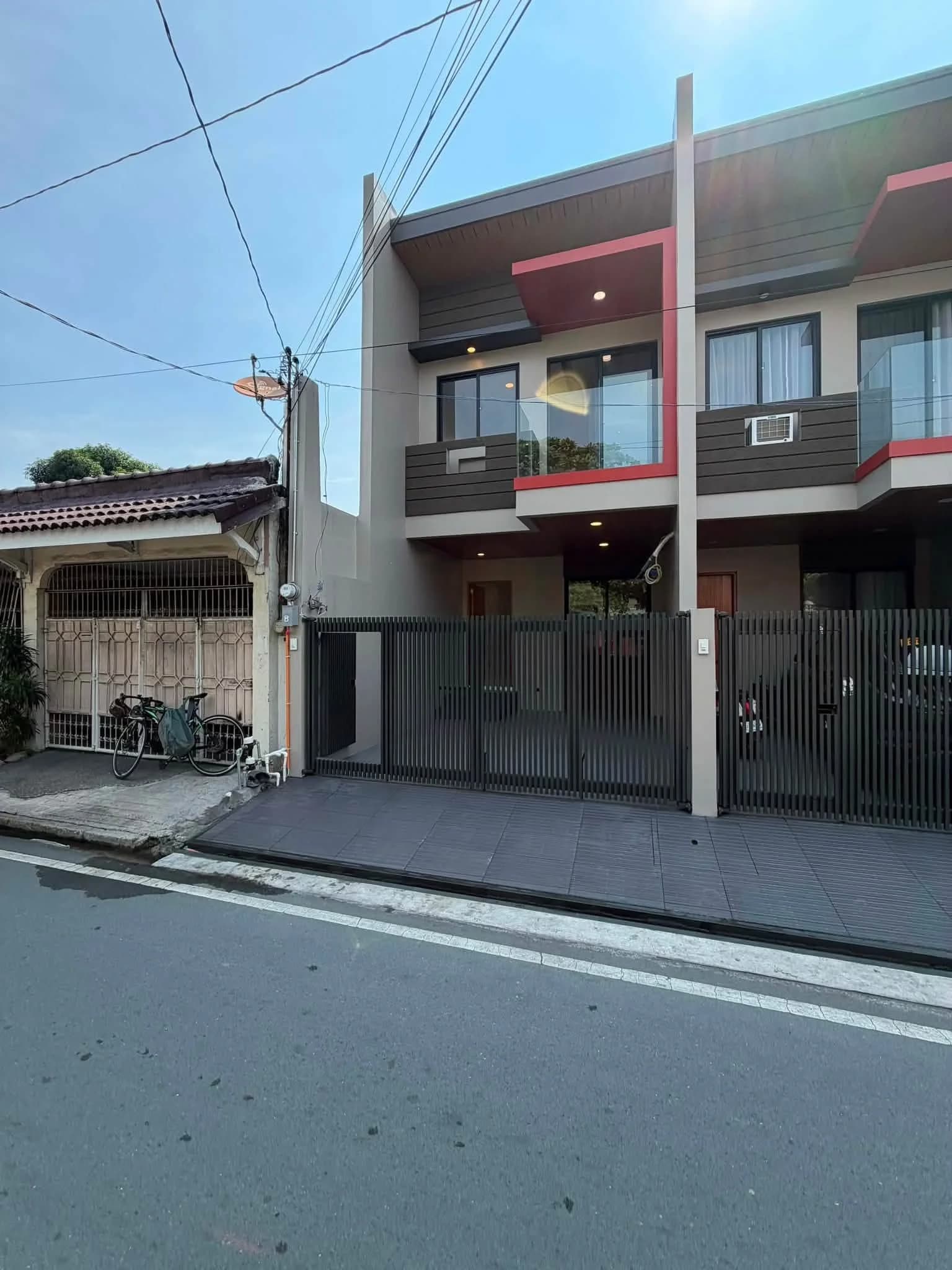 Brand New 4BR Townhouse For Sale in Doña Manuela, Las Piñas City — Photo 2
