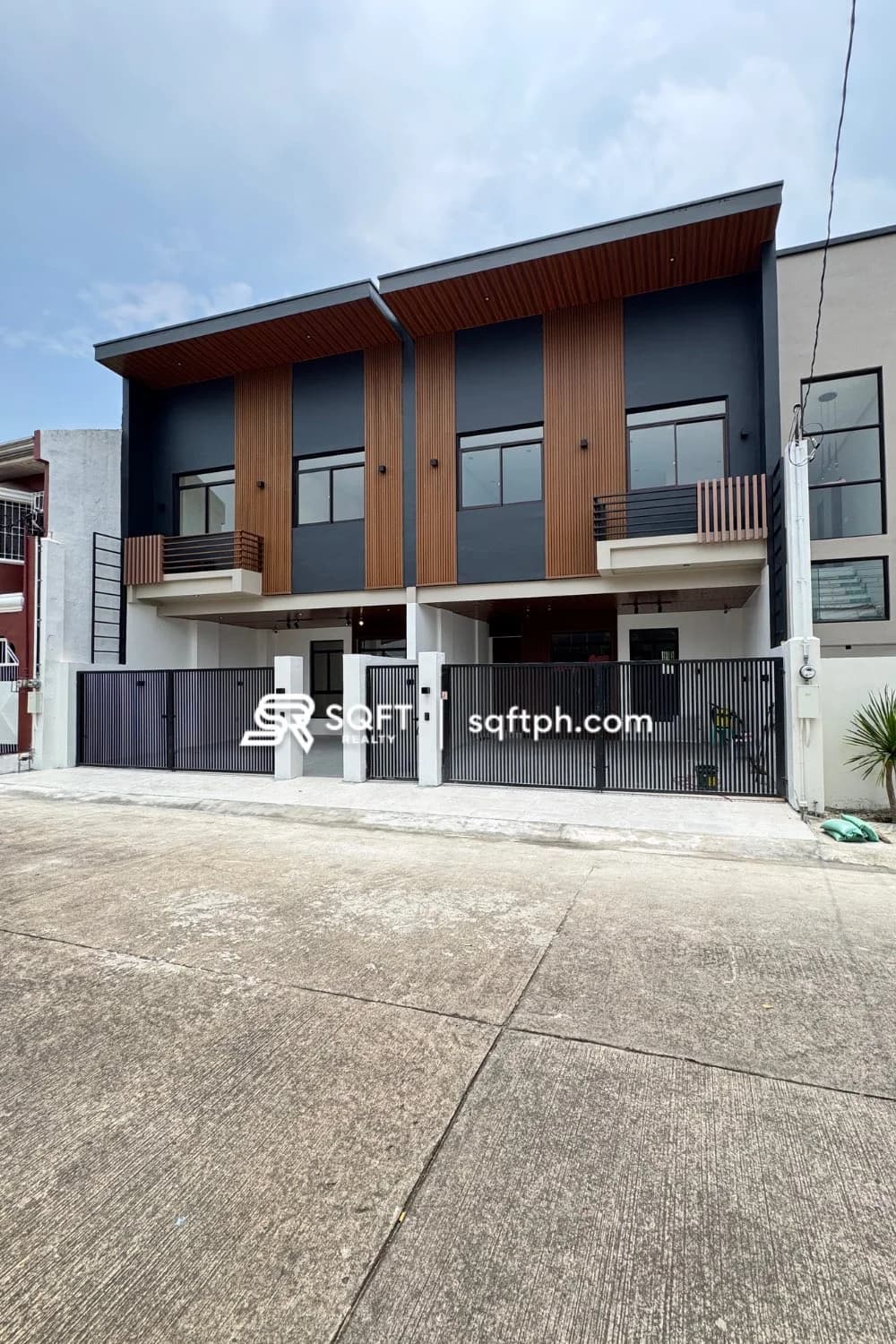 Brand New Elegant House and Lot For Sale in BF Resort Village, Las Piñas City