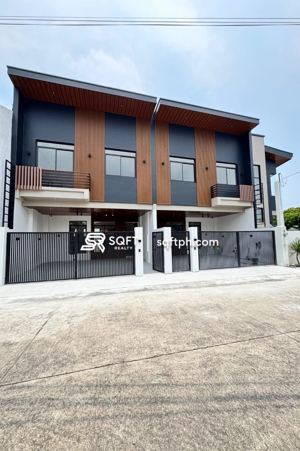 Brand New Elegant House and Lot For Sale in BF Resort Village, Las Piñas City