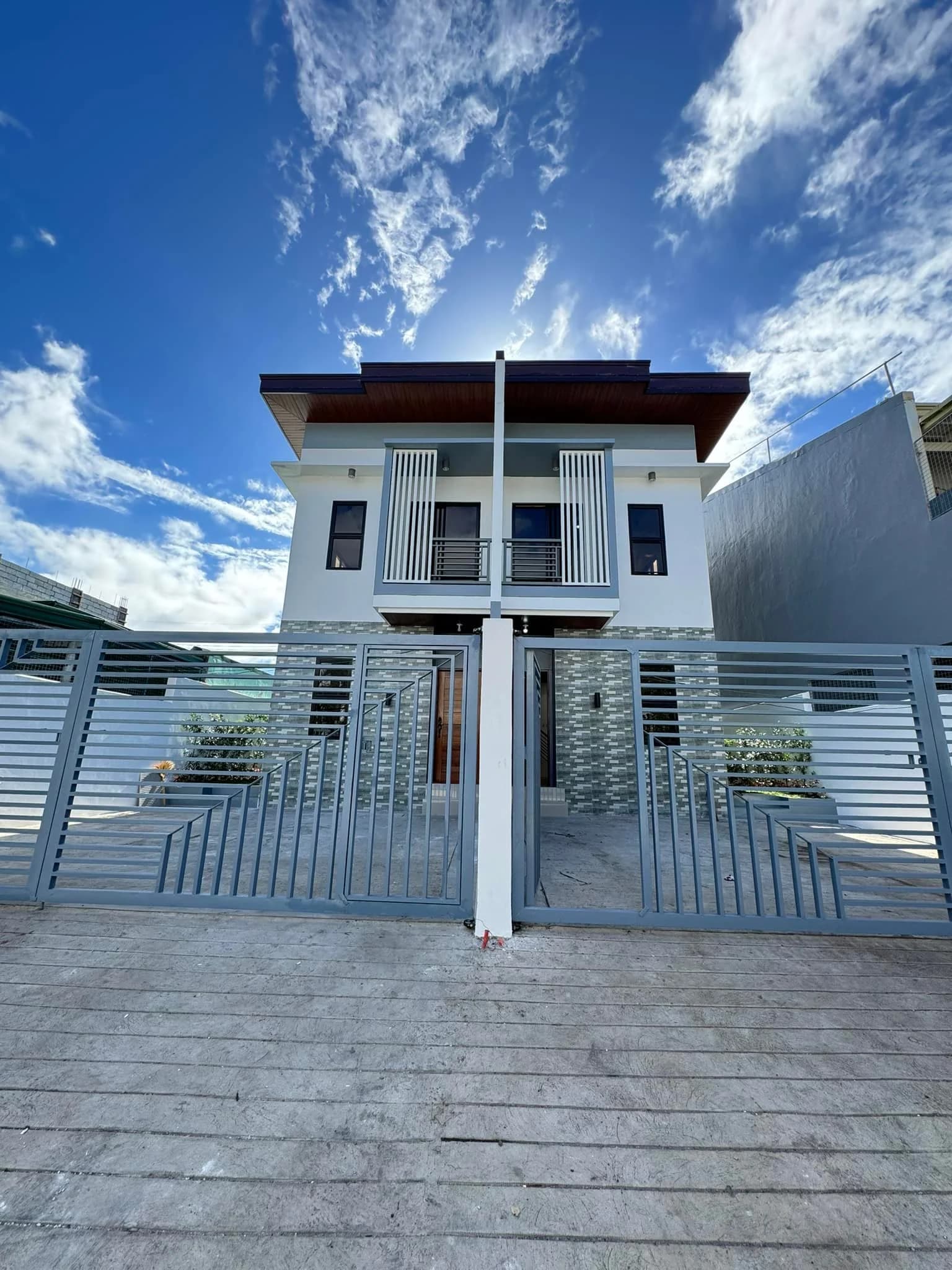 Brand New Modern Duplex For Sale In Talon V Las Pinas City