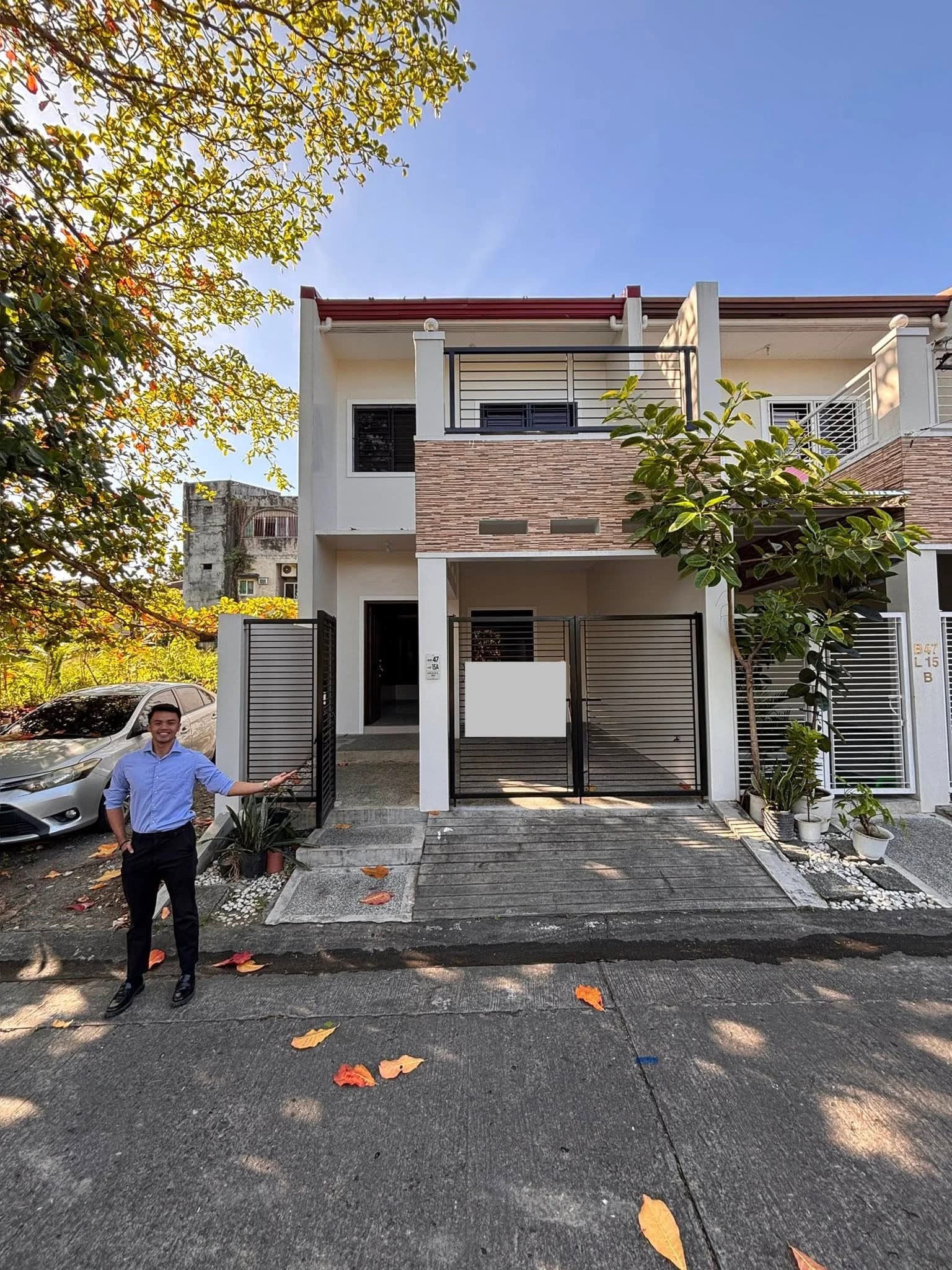 END Unit 3BR Townhouse For Sale in BF Resort Village, Las Piñas City