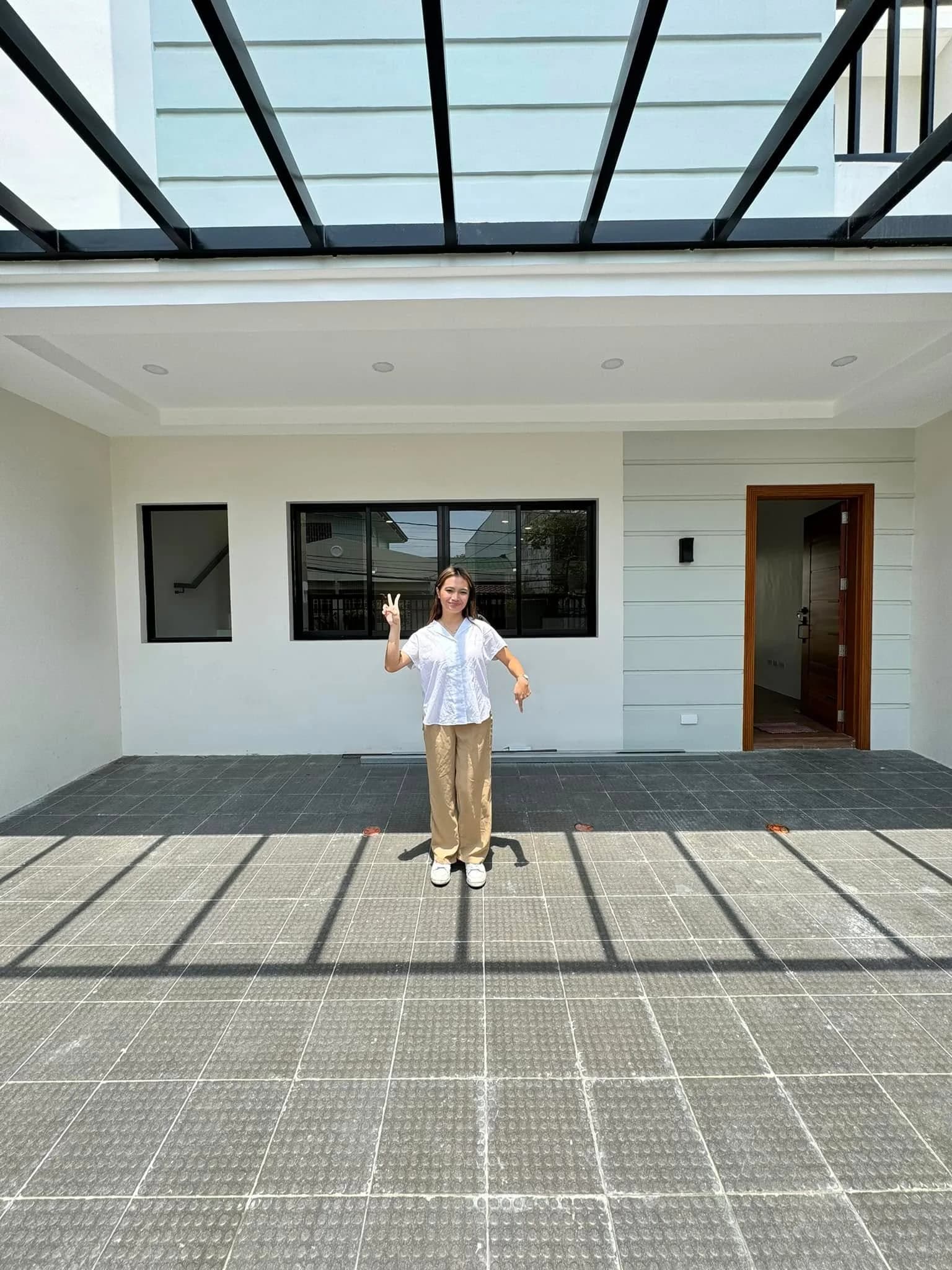 Brand New Modern 4BR Duplex House for Sale in BF Resort Village, Las Pinas City
