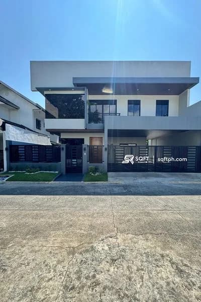 Brand New Lavish House And Lot For Sale in BF Homes Las Pinas