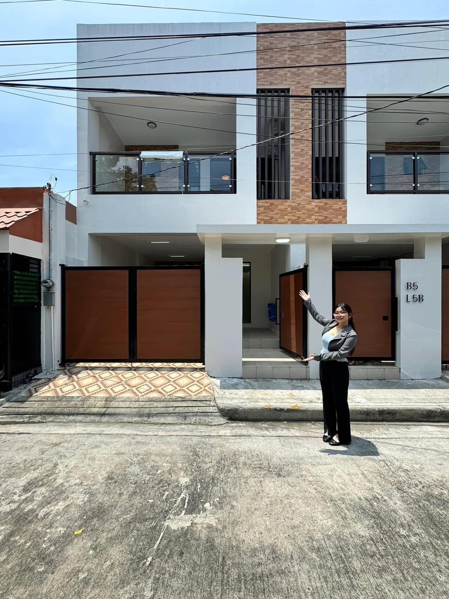 Brand New Modern 3BR Duplex for Sale in Meadowood Executive Village, Bacoor, Cavite