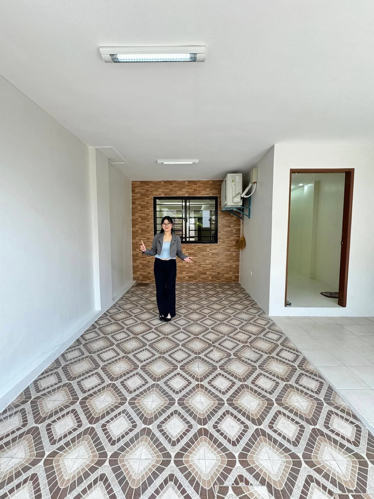 Brand New Modern 3BR Duplex for Sale in Meadowood Executive Village, Bacoor, Cavite