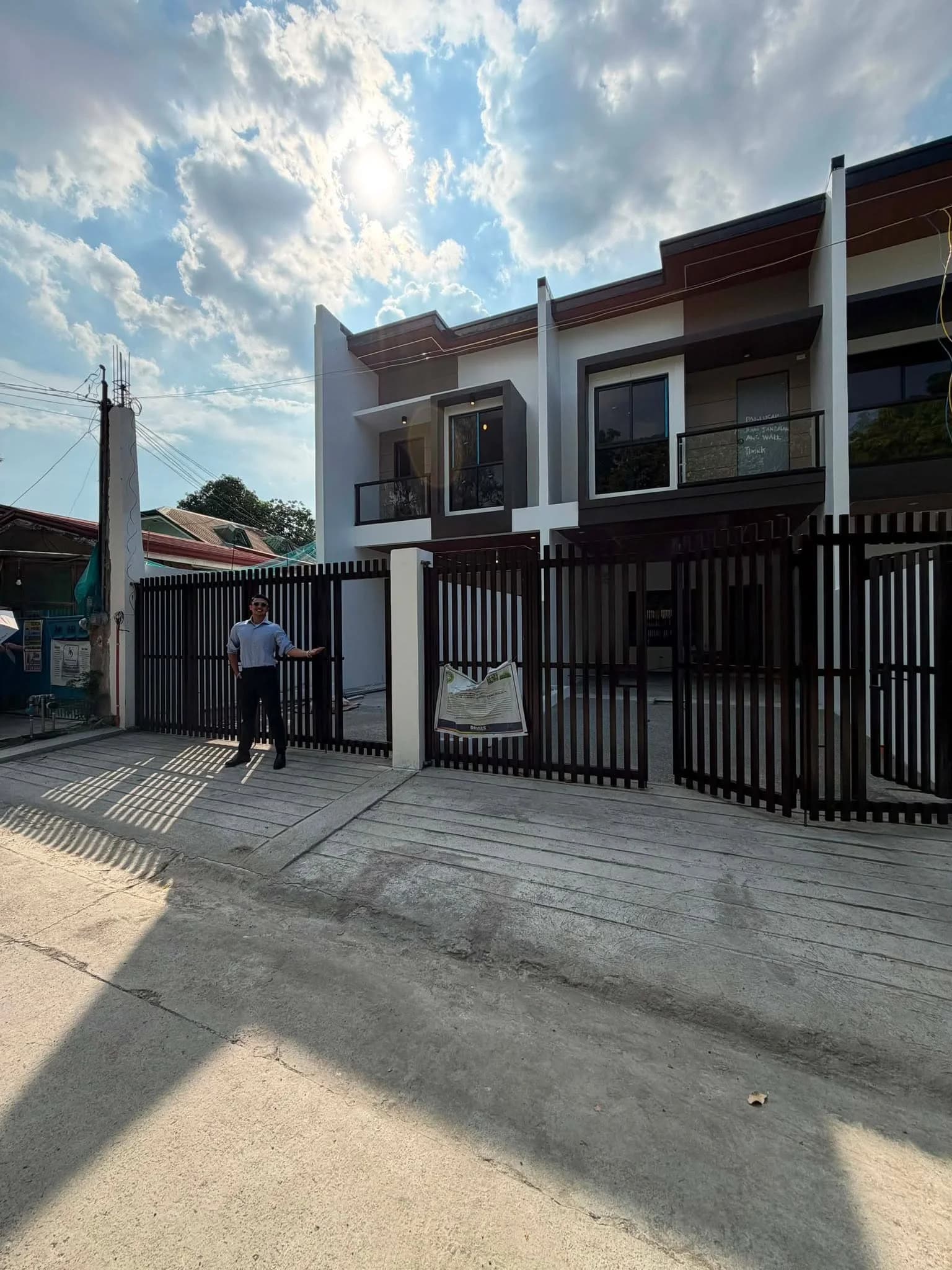 Brand New Elegant 4BR House and Lot For Sale in Talon Uno, Las Piñas City — Photo 3