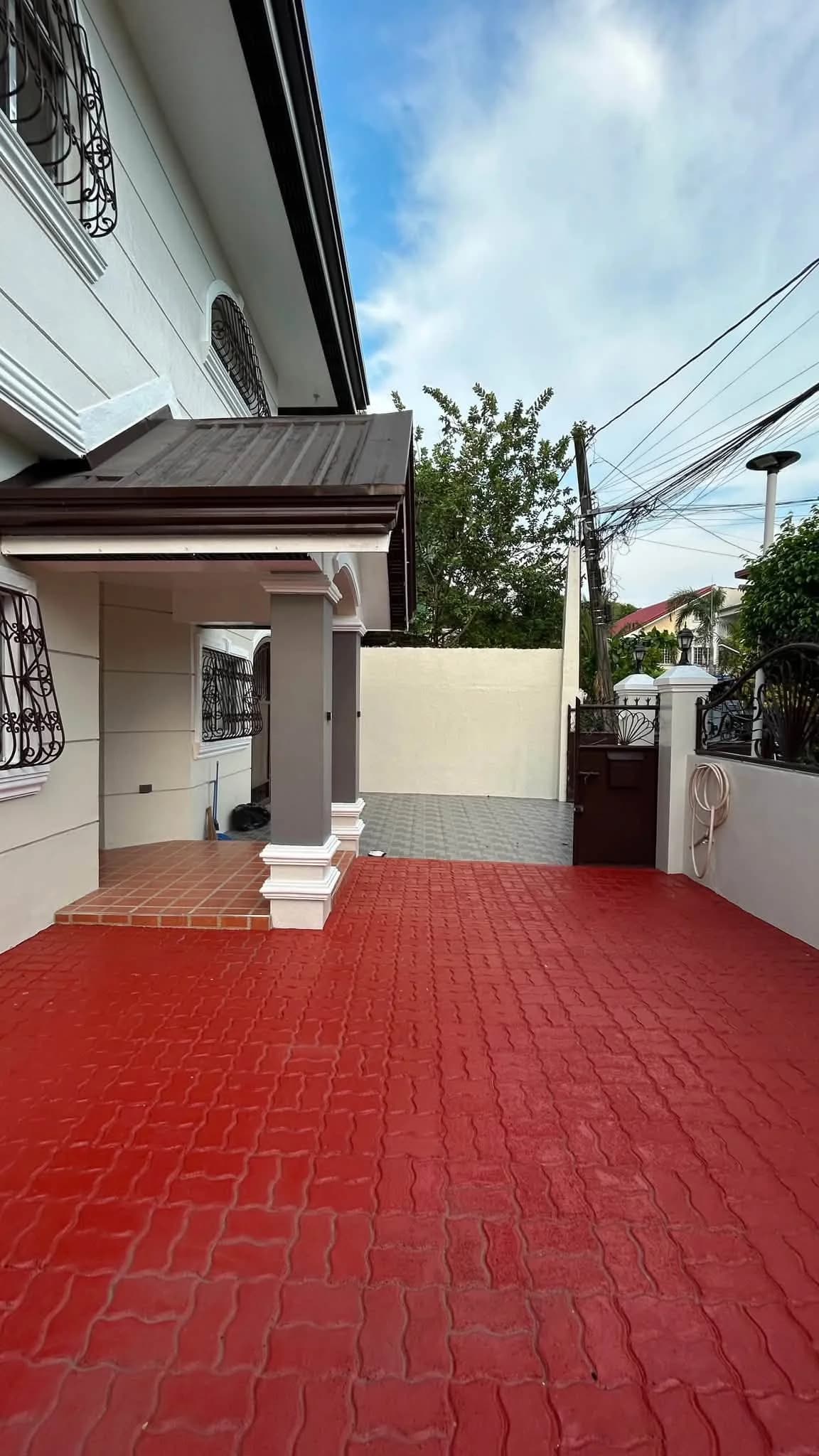 Pre-Owned 4BR House for Sale in Better Living, Parañaque City — Photo 5