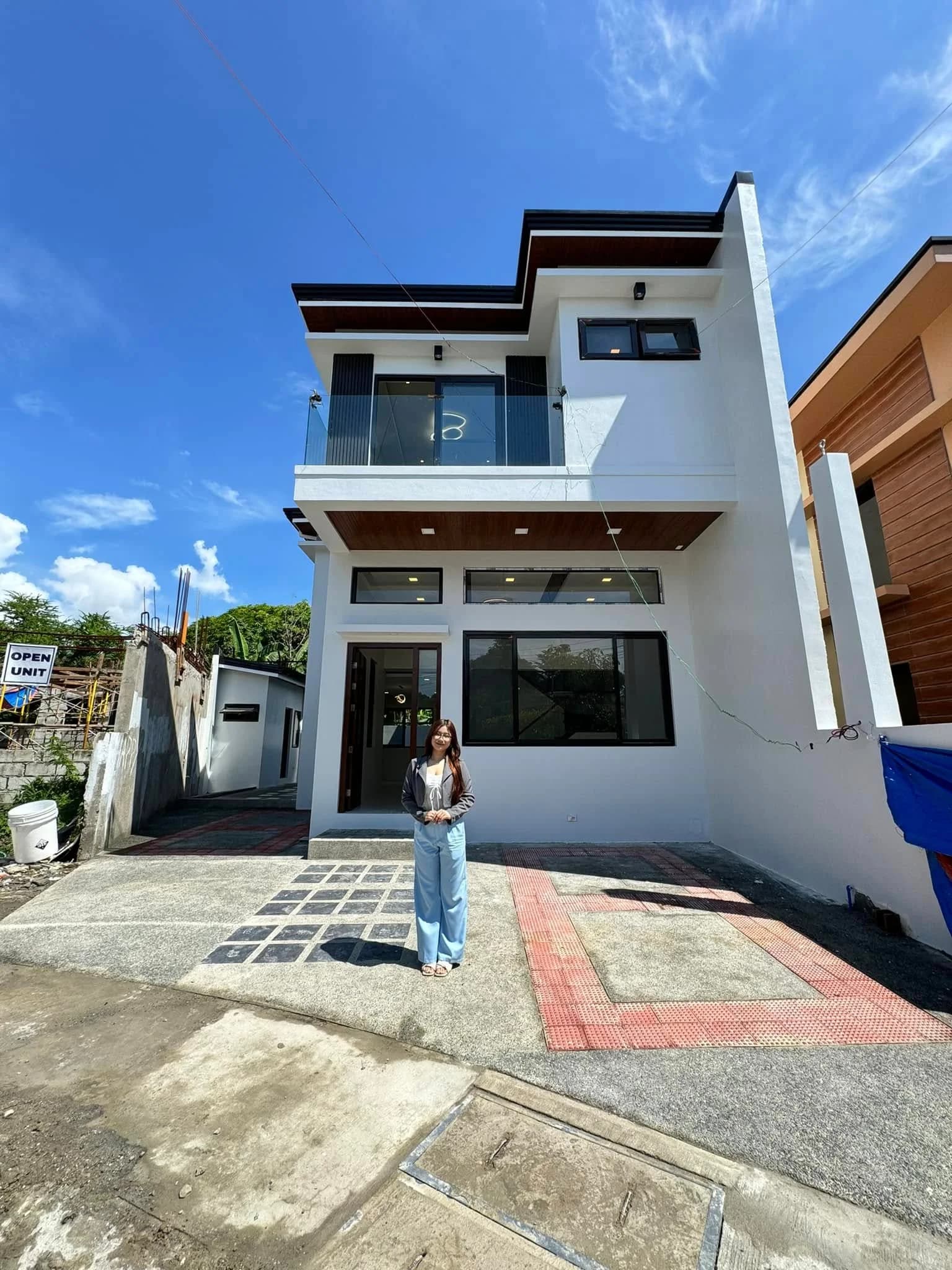 Brand New Modern Single Attached House and Lot for Sale in Almanza Uno, Las Piñas City