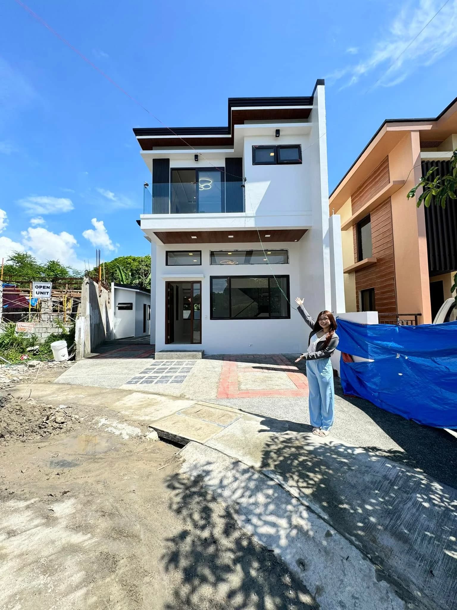 Brand New Modern Single Attached House and Lot for Sale in Almanza Uno, Las Piñas City