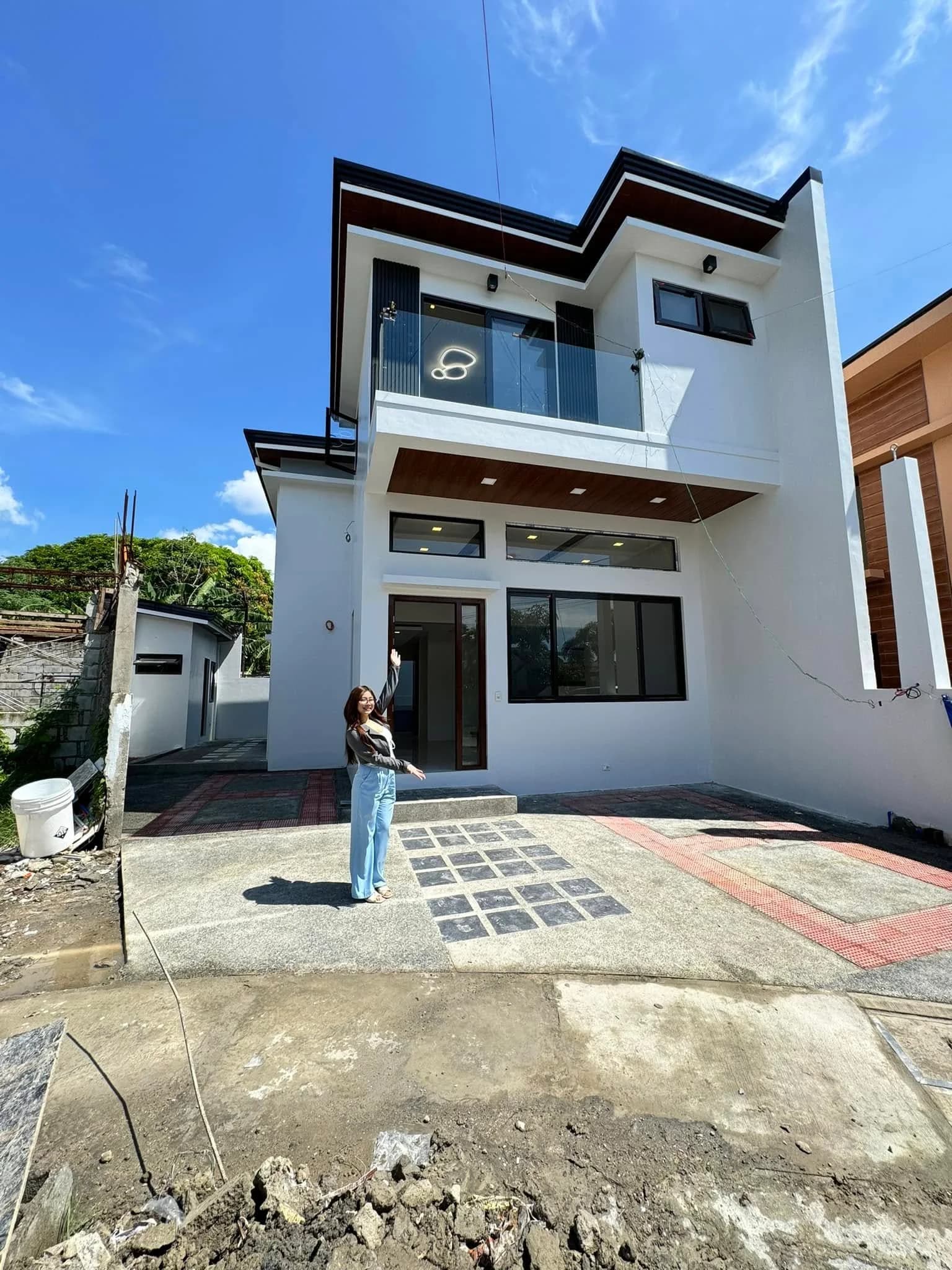 Brand New Modern Single Attached House and Lot for Sale in Almanza Uno, Las Piñas City