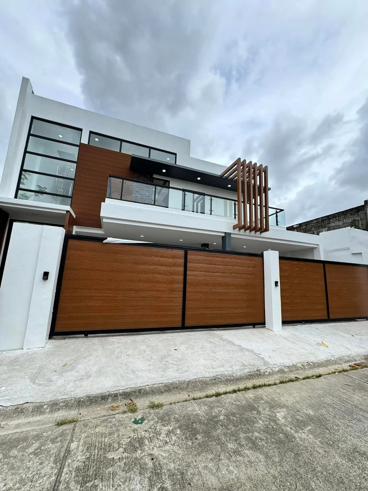 Brand New House and Lot w/Pool for Sale in BF Homes, Parañaque City