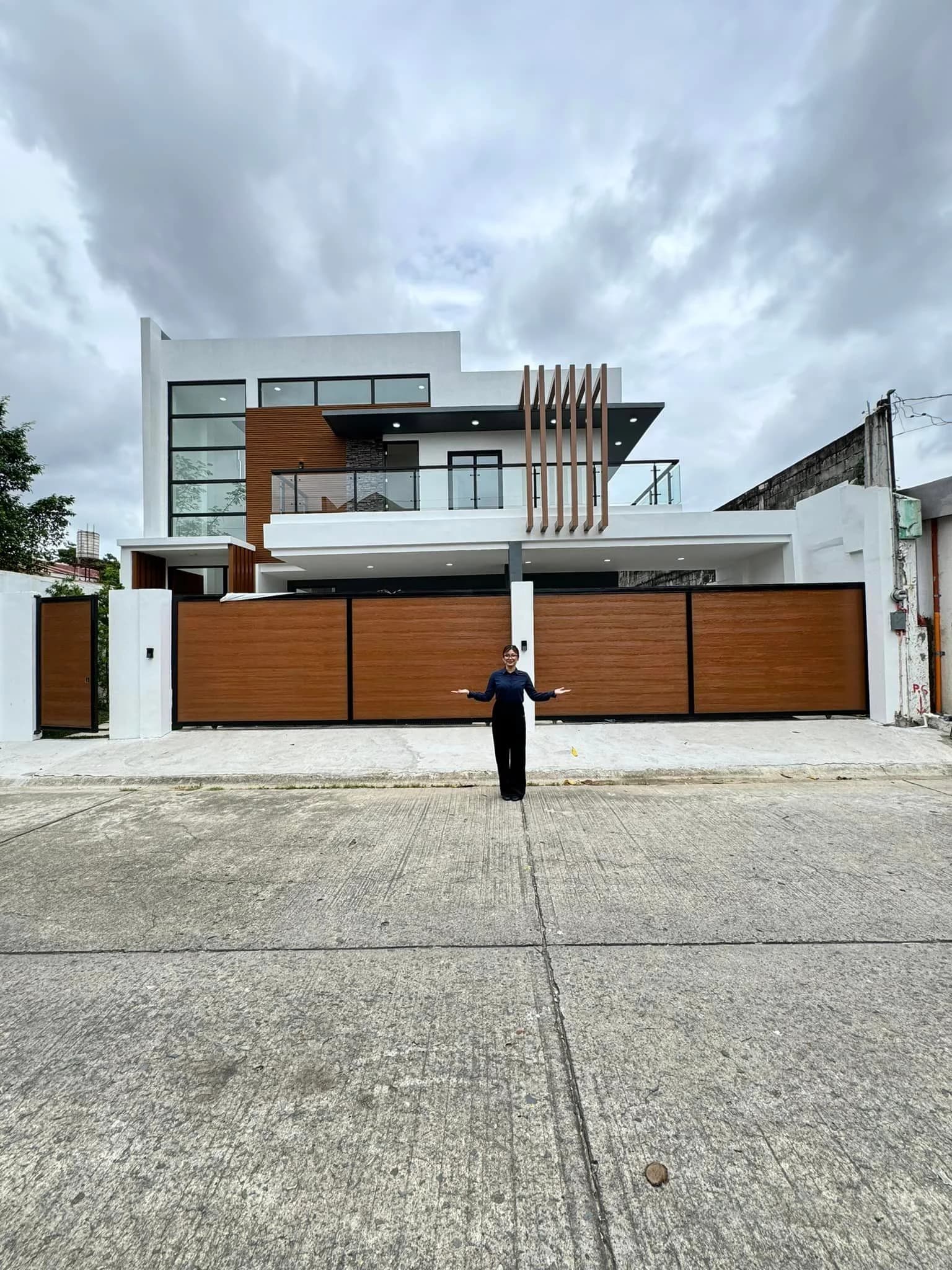 Brand New House and Lot w/Pool for Sale in BF Homes, Parañaque City